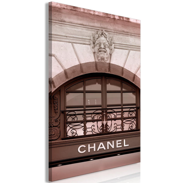 Canvas Tavla - Chanel Boutique Vertical-Tavla Canvas-Artgeist-peaceofhome.se