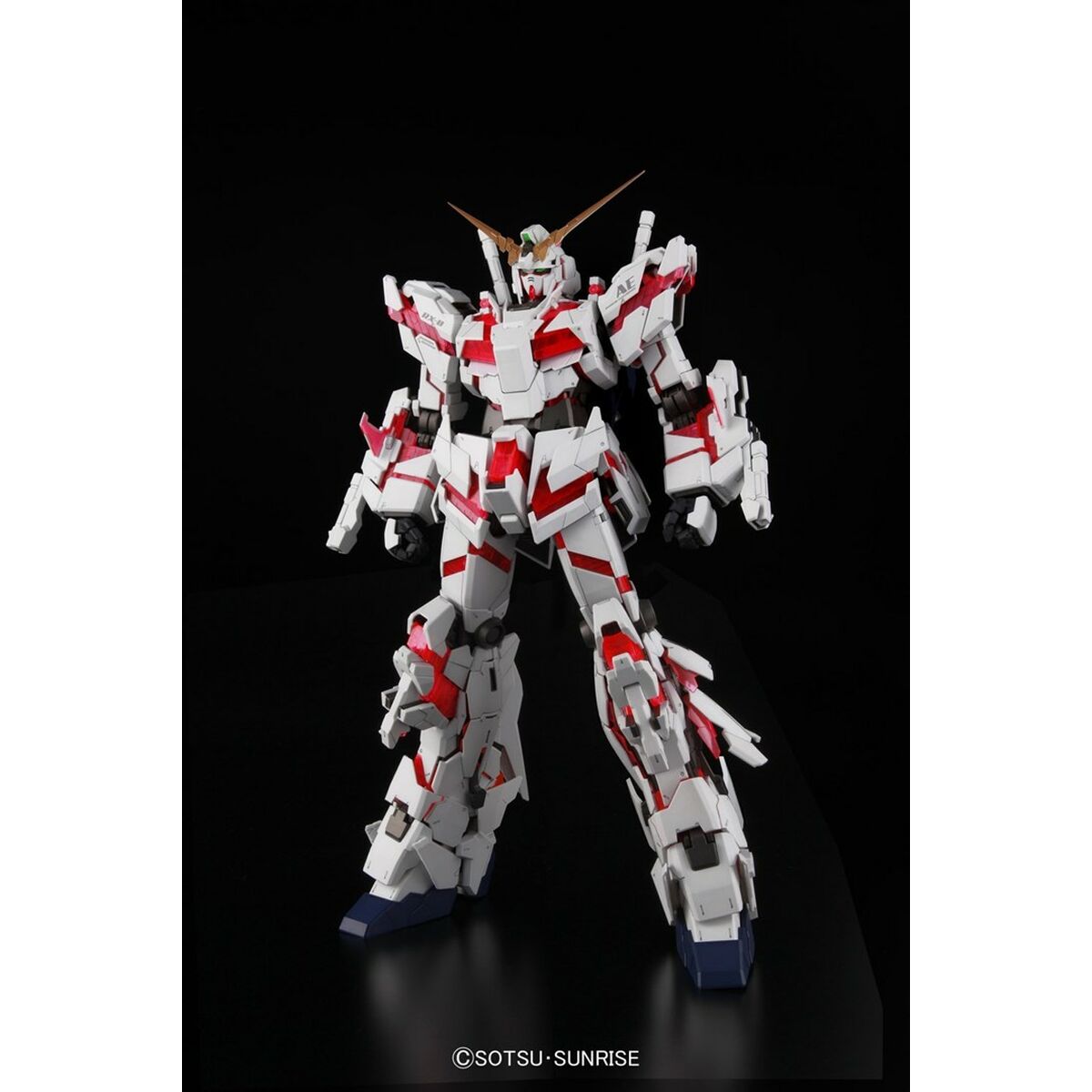 Actionfigurer Bandai PG 1/60 UNICORN GUNDAM Animerat och anime (japansk animering)-Leksaker och spel, Dockor och actionfigurer-Bandai-peaceofhome.se