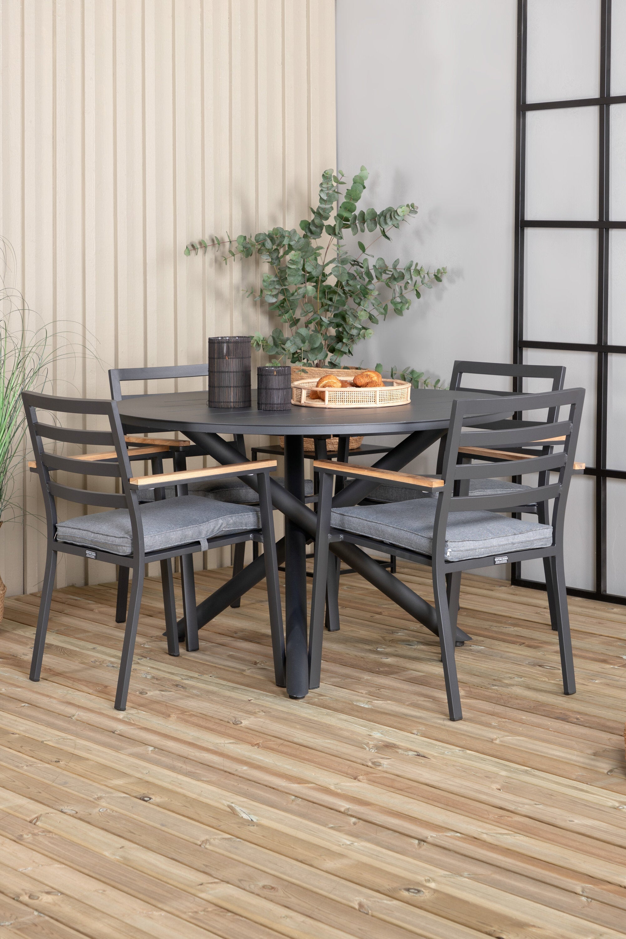 Alma Rund Matgrupp-Table Set-Venture Home-peaceofhome.se