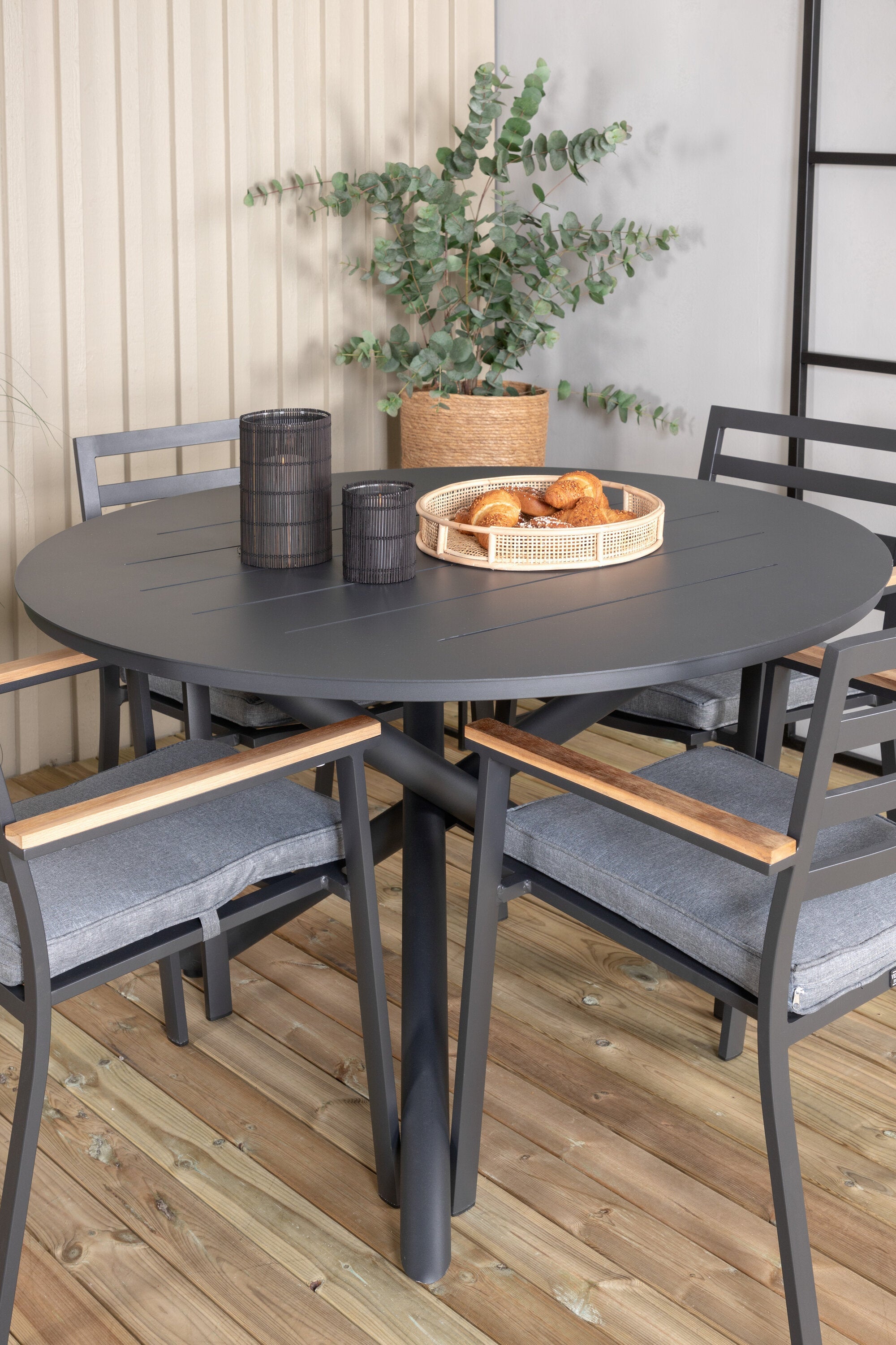 Alma Rund Matgrupp-Table Set-Venture Home-peaceofhome.se