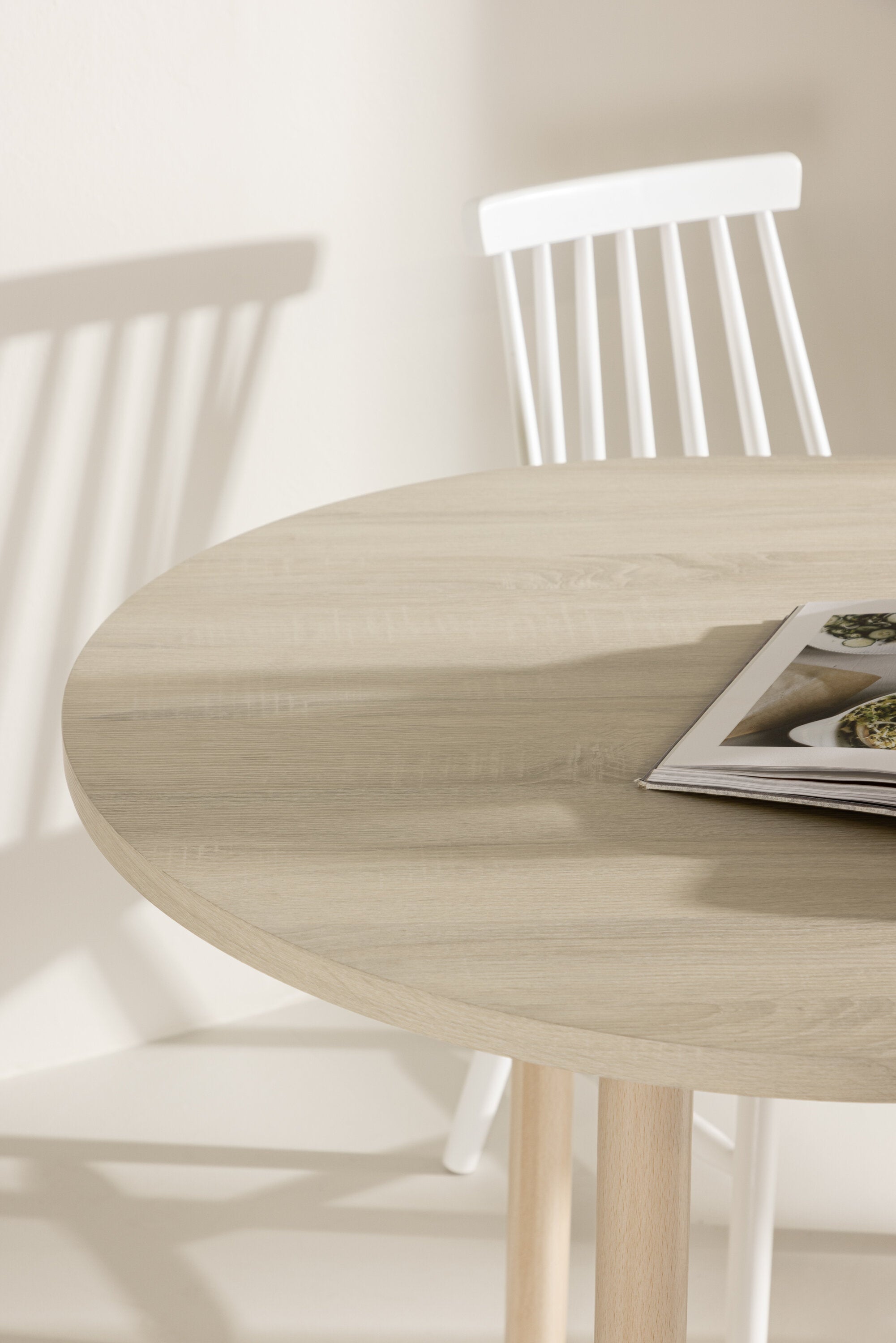 Andy Matbord-Dining Table-Venture Home-peaceofhome.se