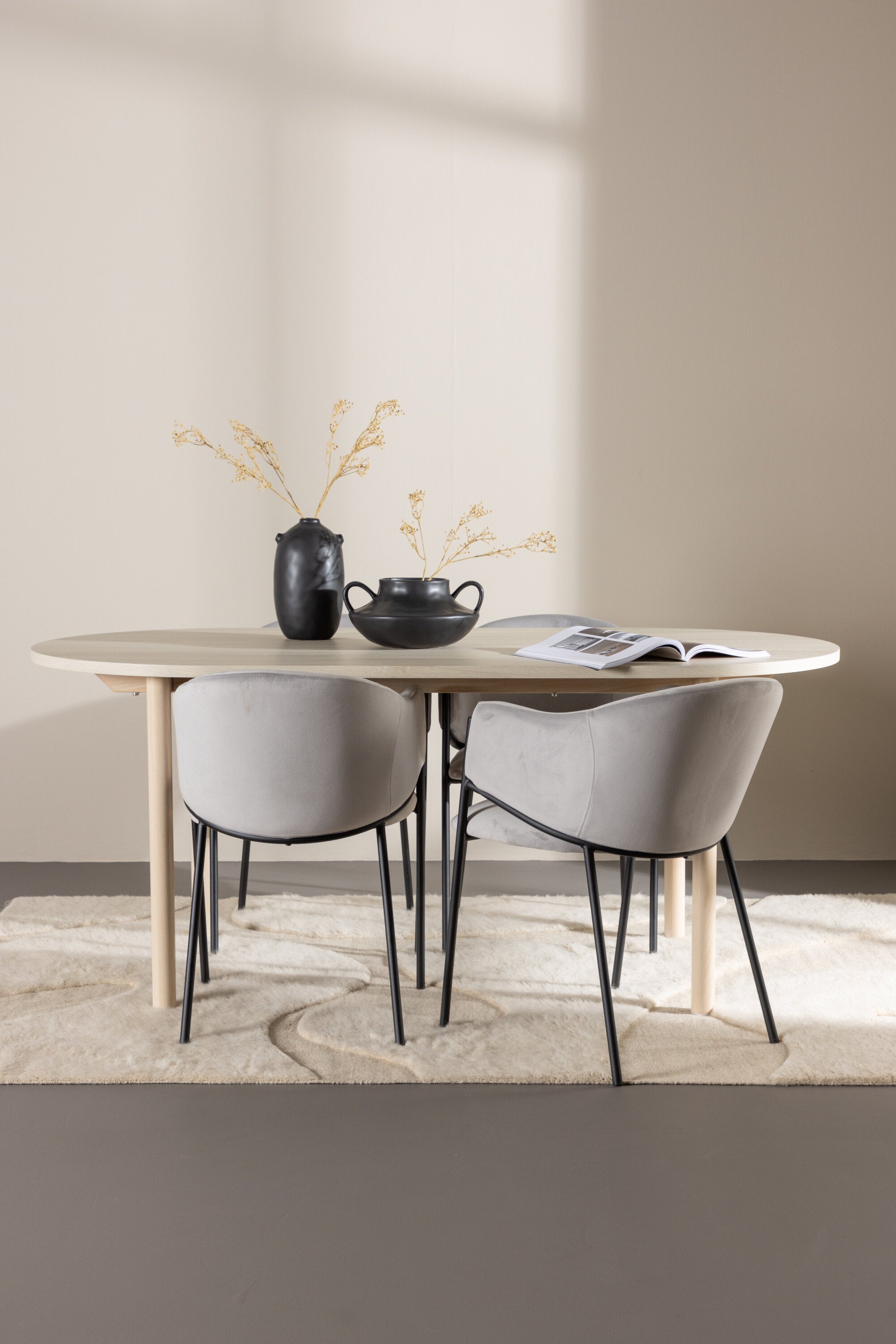 Andy Matbord med Evelina Matstol-GR Dining Set-Venture Home-peaceofhome.se