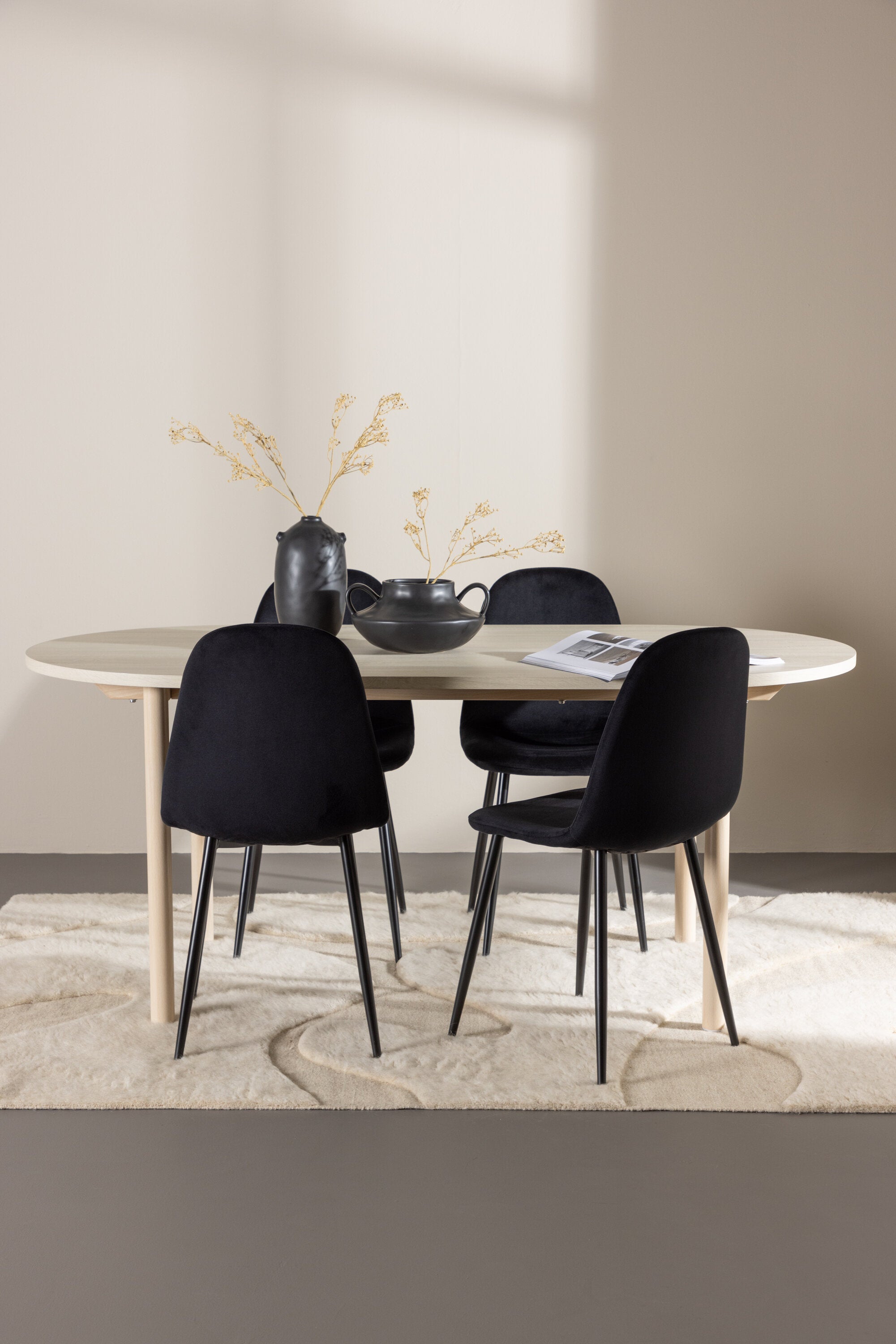 Andy Matbord med Polar Matstol-GR Dining Set-Venture Home-peaceofhome.se