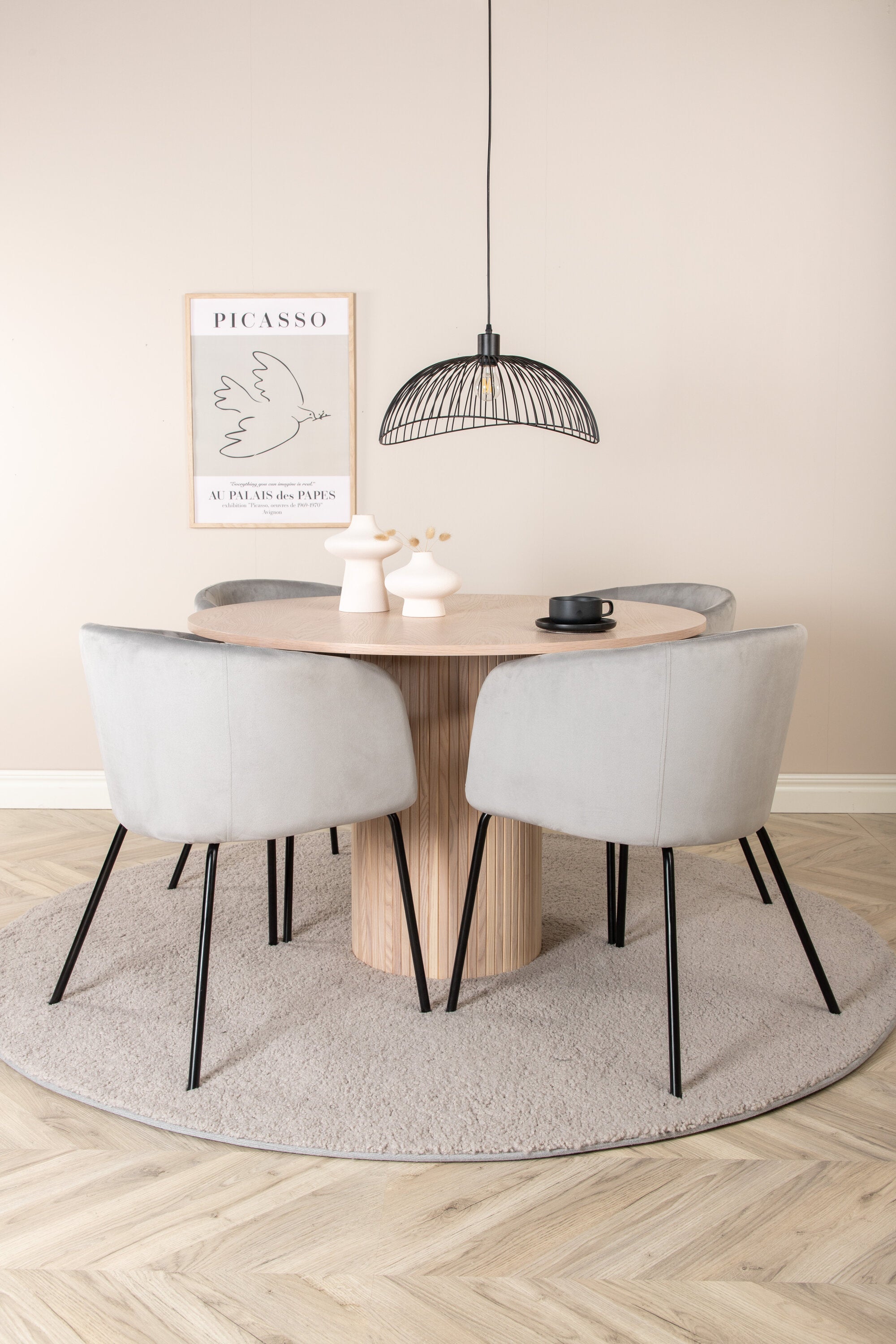 Bianca Rund Matgrupp-GR Dining Set-Venture Home-peaceofhome.se