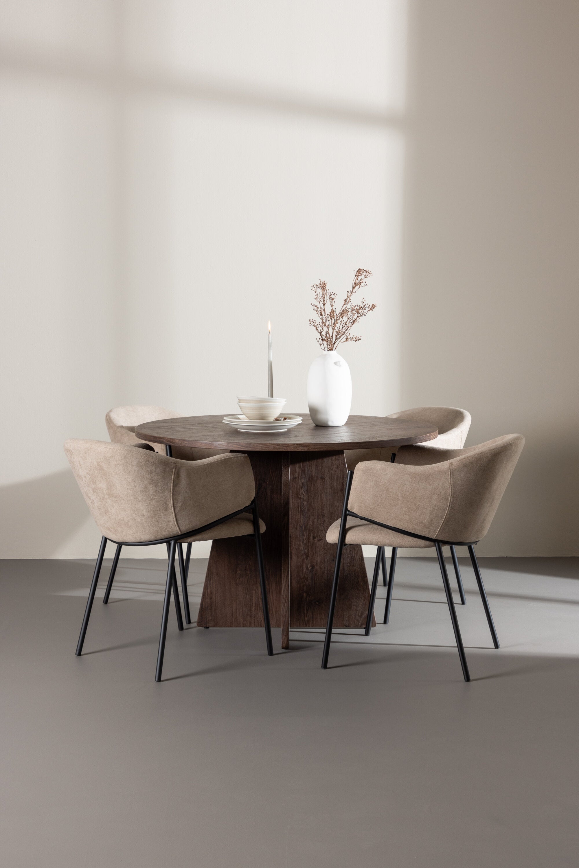 Bootcut Matbord med Evelina Matstol-GR Dining Set-Venture Home-peaceofhome.se