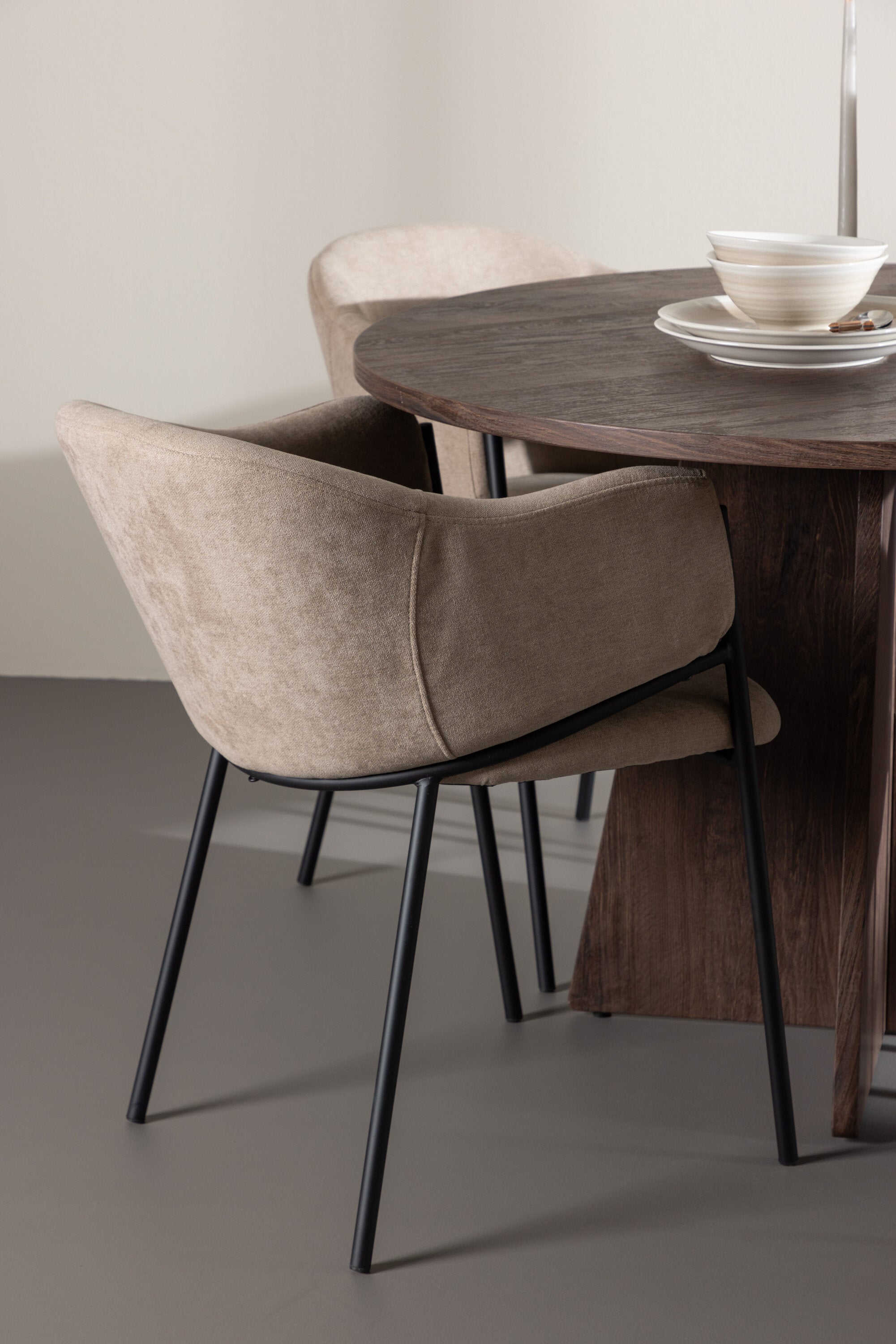 Bootcut Matbord med Evelina Matstol-GR Dining Set-Venture Home-peaceofhome.se