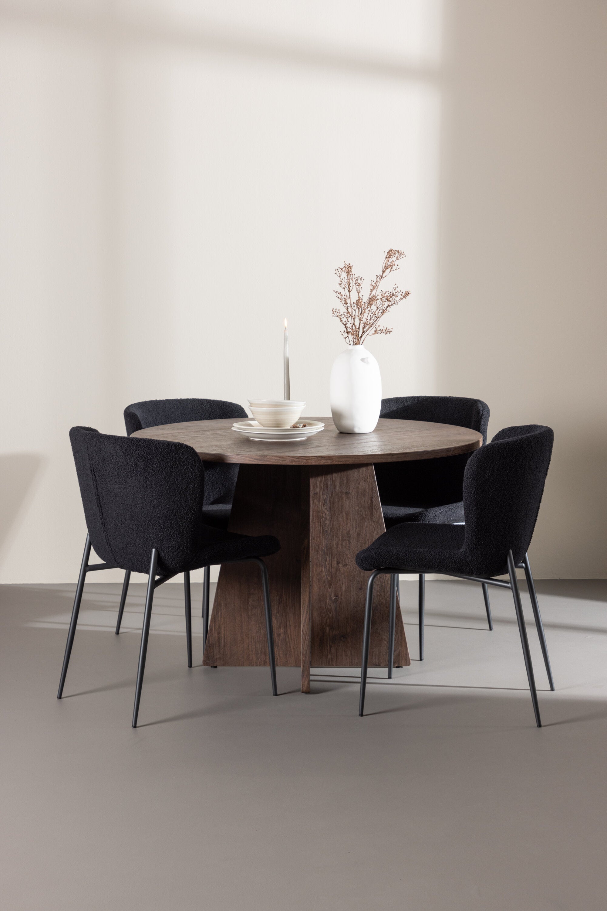 Bootcut Matbord med Modesto Matstol-GR Dining Set-Venture Home-peaceofhome.se