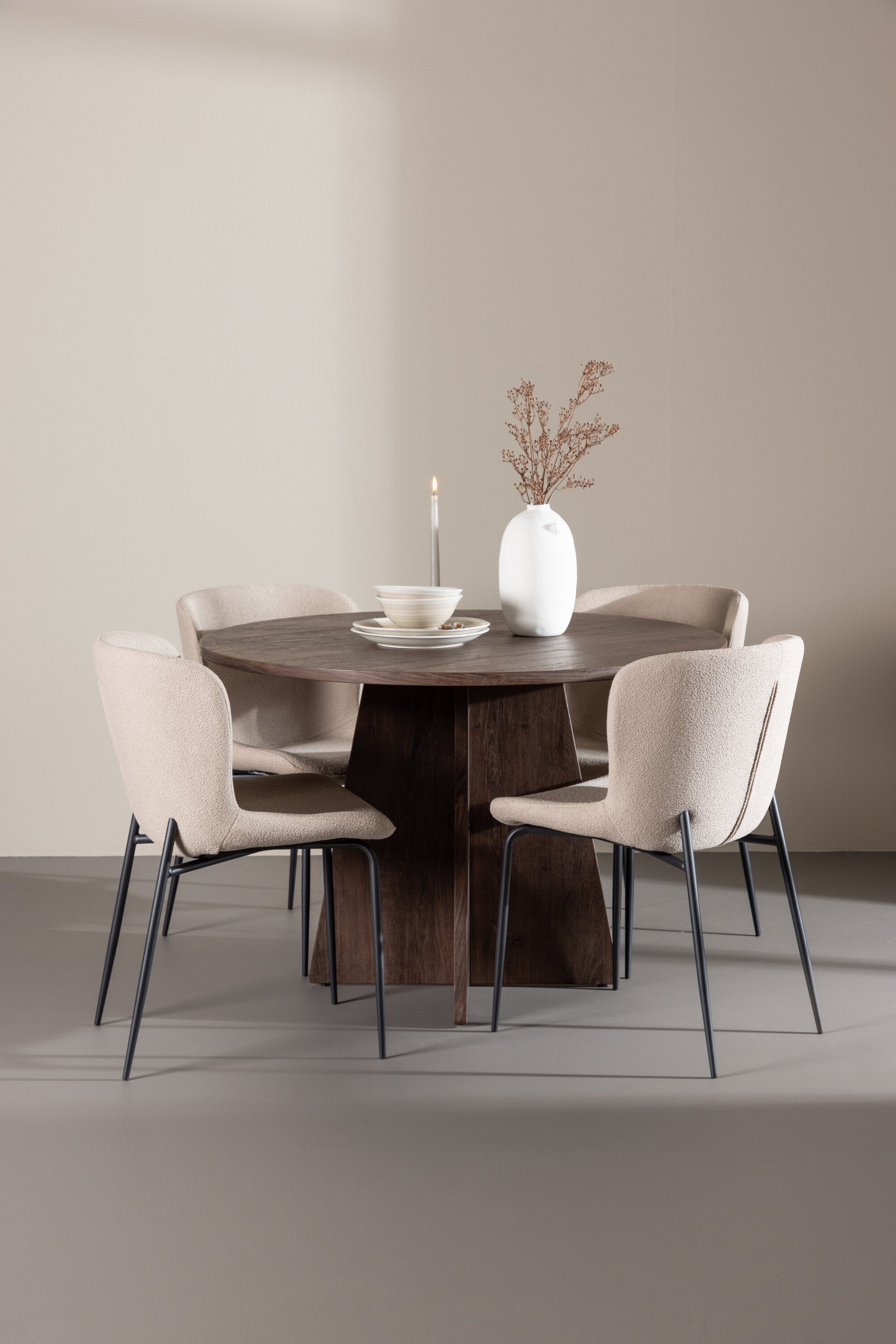 Bootcut Matbord med Modesto Matstol-GR Dining Set-Venture Home-peaceofhome.se