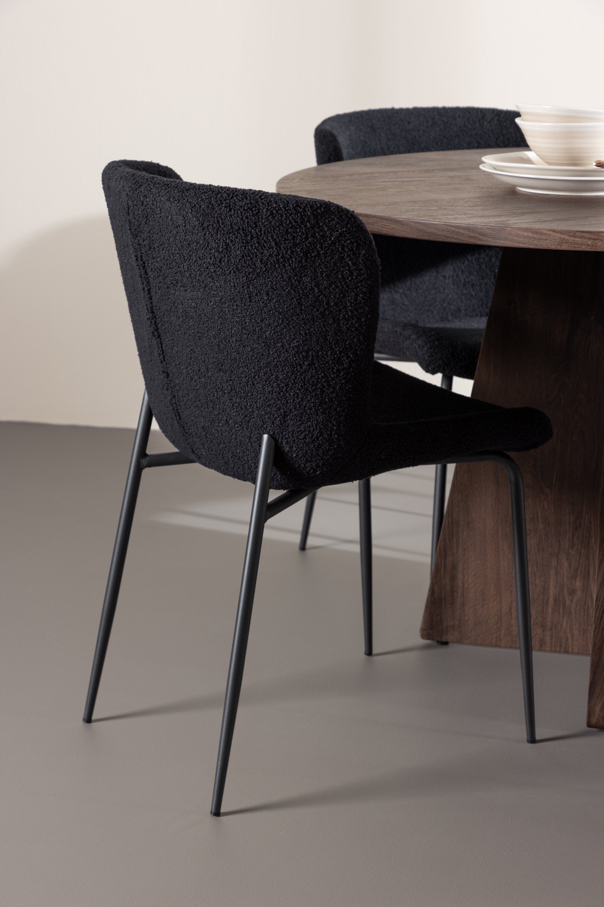 Bootcut Matbord med Modesto Matstol-GR Dining Set-Venture Home-peaceofhome.se