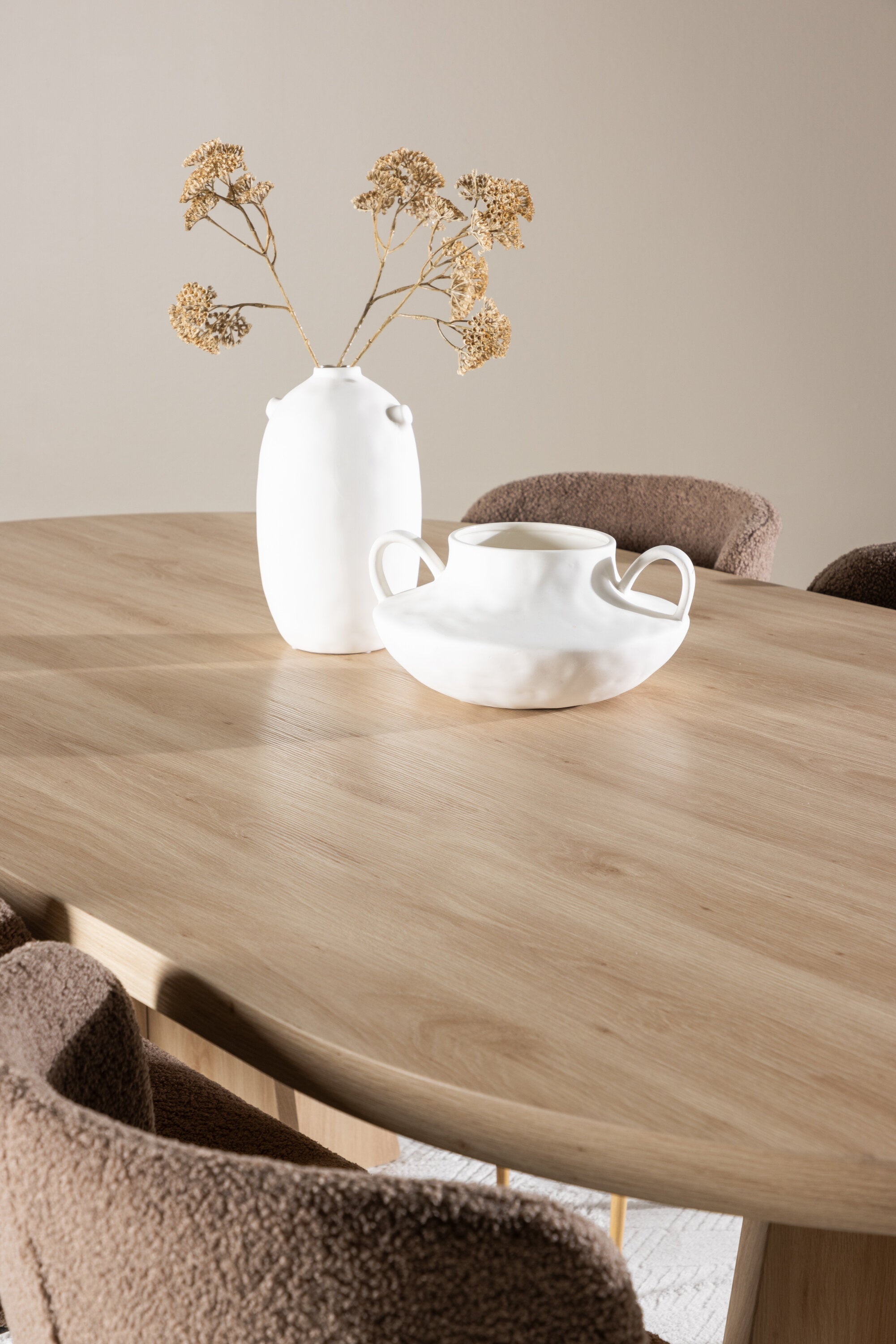 Bootcut Matbord med Modesto Matstol-GR Dining Set-Venture Home-peaceofhome.se