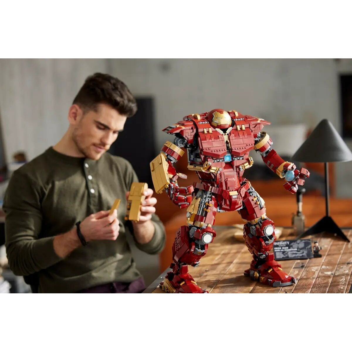 Byggsats Lego MARVEL 76210 HULKBUSTER 4049 Delar-Leksaker och spel-Lego-peaceofhome.se
