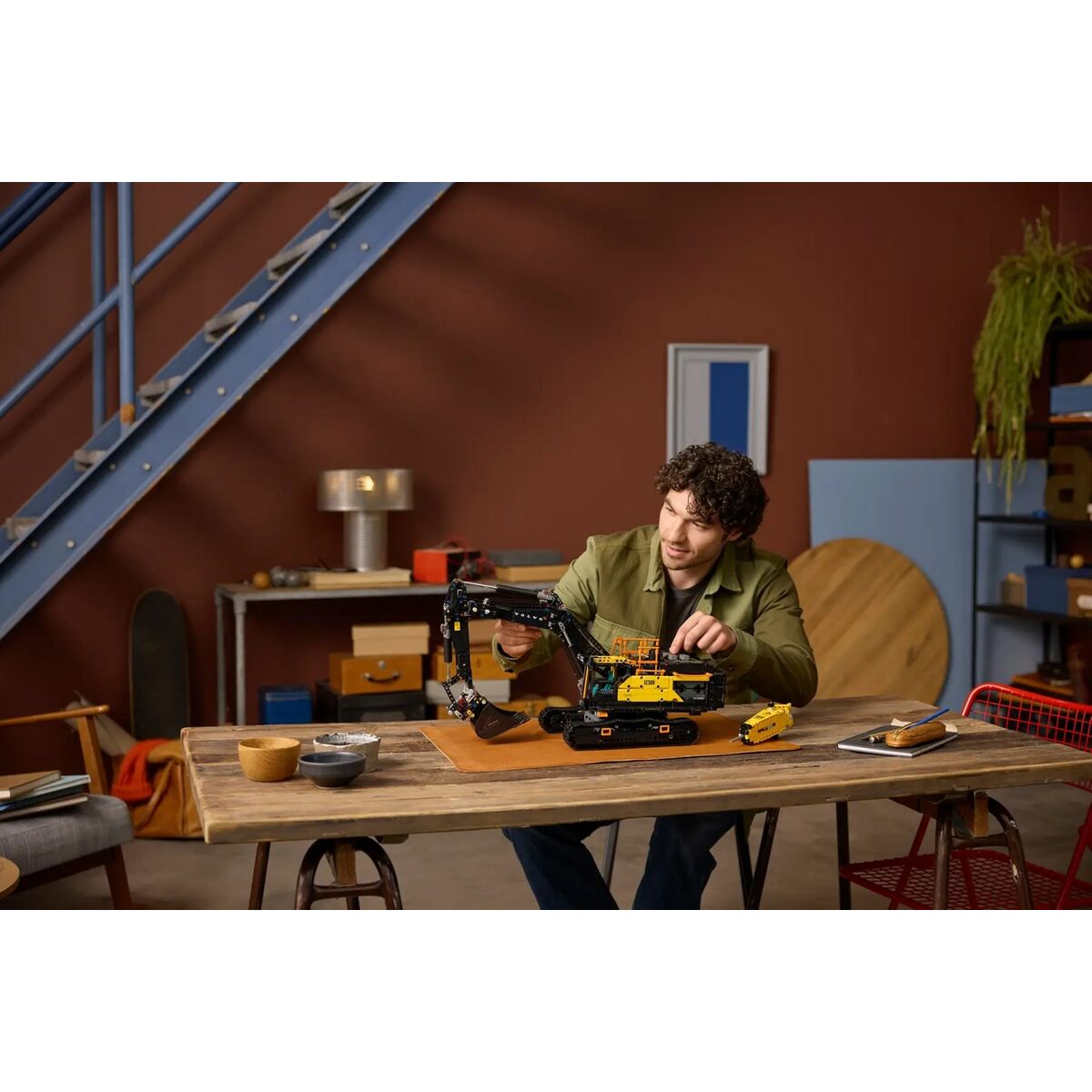 Byggsats Lego TECHNIC 42215 Volvo EC500 Hybrid 2359 Delar-Leksaker och spel-Lego-peaceofhome.se