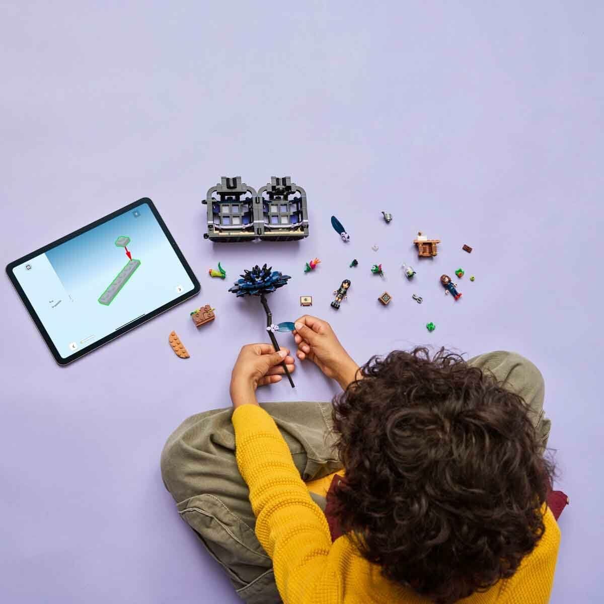 Byggsats Lego WEDNESDAY 76784 Black Dahlia Flower 358 Delar-Leksaker och spel-Lego-peaceofhome.se