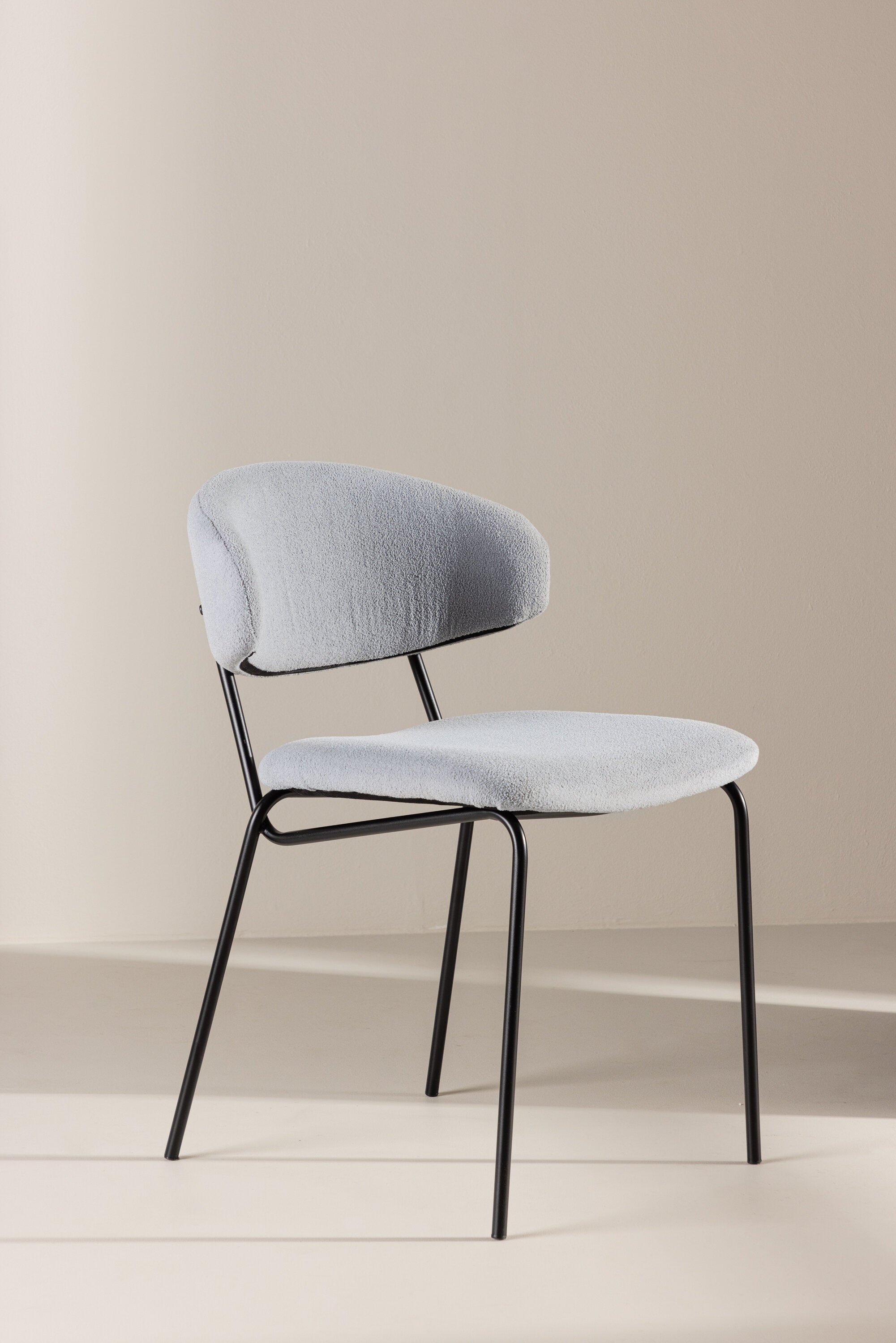 Chico Matstol-Chair-Venture Home-peaceofhome.se