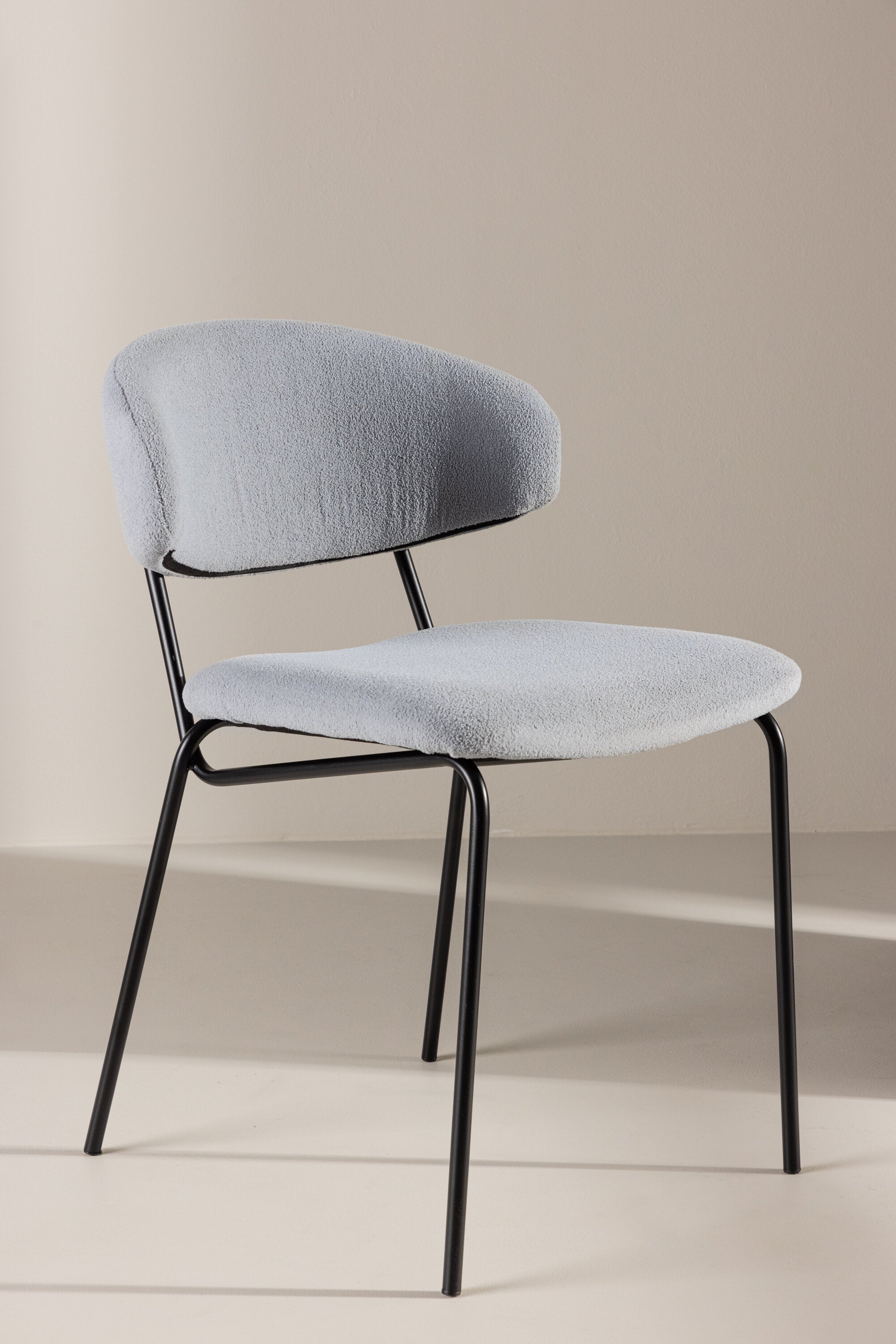 Chico Matstol-Chair-Venture Home-peaceofhome.se