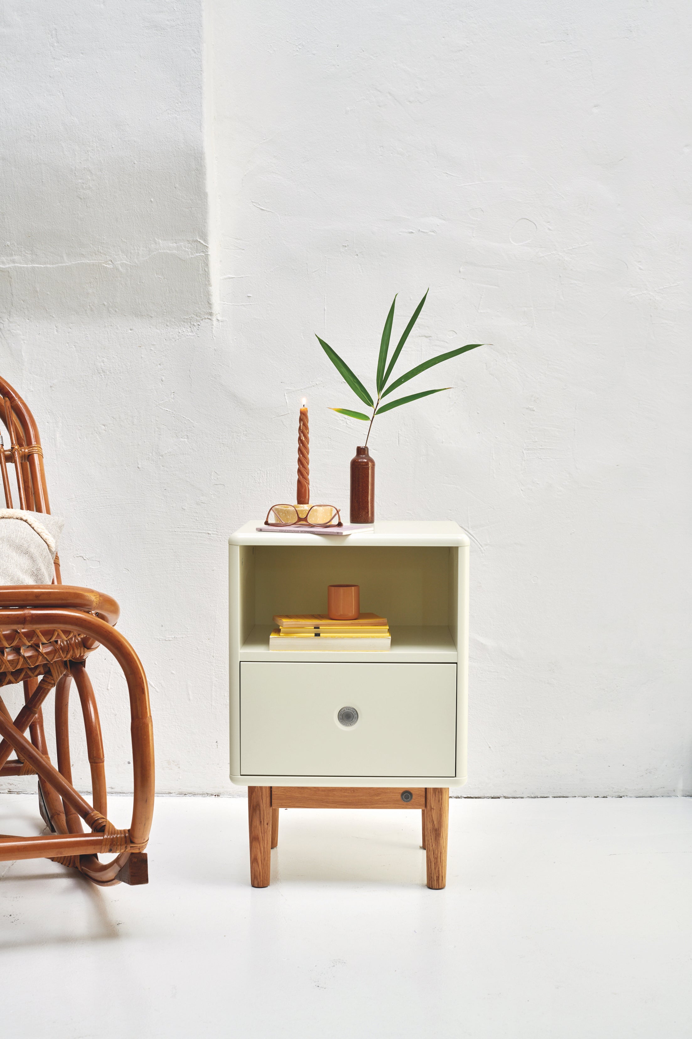 Color Sängbord 1 fack, 1 låda-Sängmöbler-Tenzo-peaceofhome.se