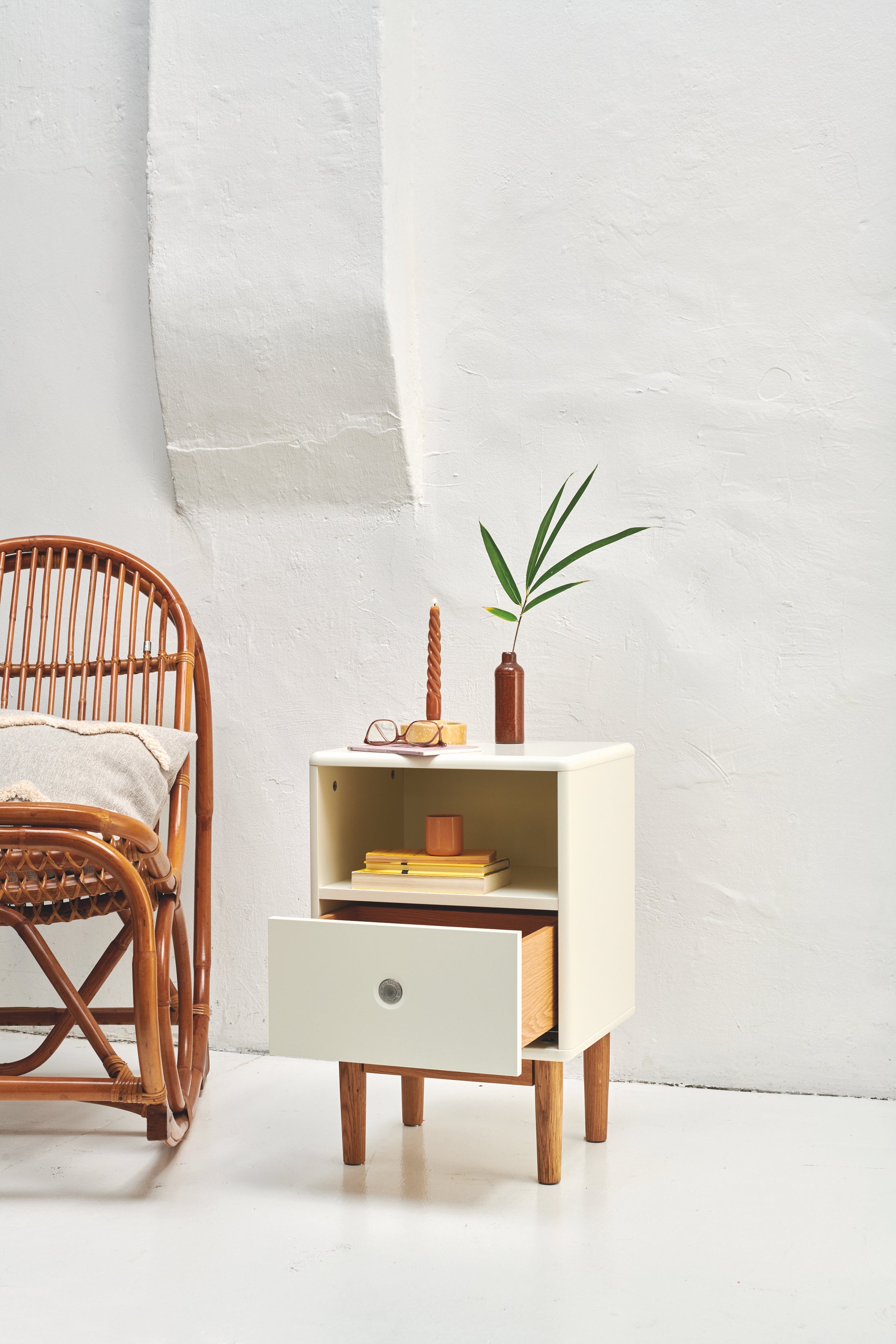 Color Sängbord 1 fack, 1 låda-Sängmöbler-Tenzo-peaceofhome.se