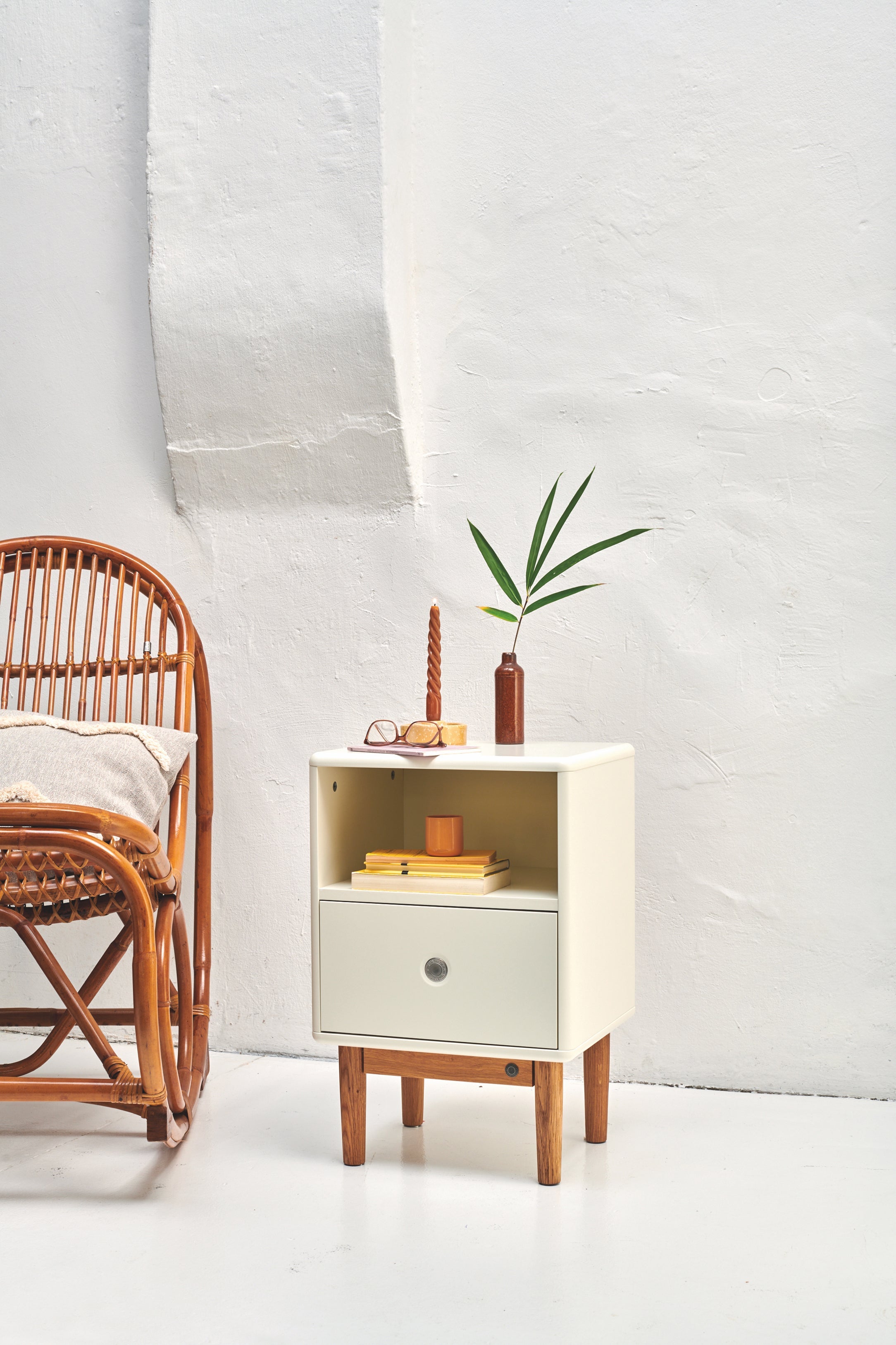 Color Sängbord 1 fack, 1 låda-Sängmöbler-Tenzo-peaceofhome.se