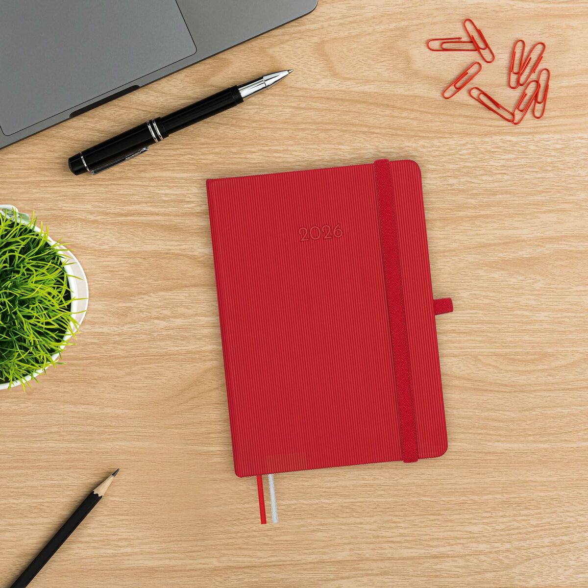 Dagbok Finocam MÍNIMAL TEXTURA Röd 11,8 x 16,8 cm 2026-Kontor och Kontorsmaterial, Kalendrar, dagböcker och personliga arrangörer-Finocam-peaceofhome.se