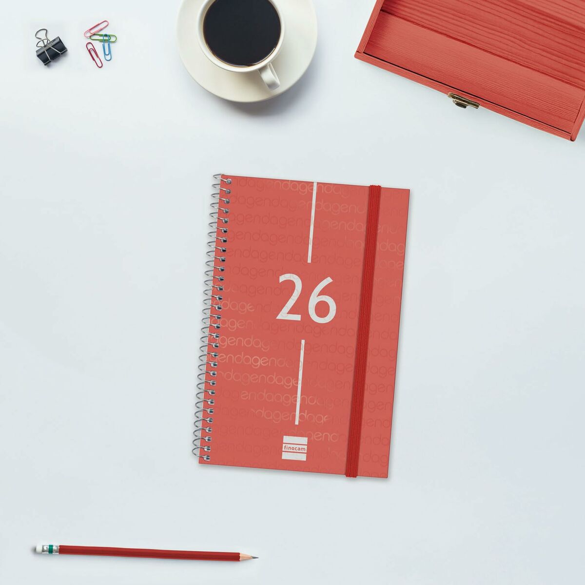 Dagbok Finocam YEAR Röd 11,7 x 18,1 cm 2026-Kontor och Kontorsmaterial, Kalendrar, dagböcker och personliga arrangörer-Finocam-peaceofhome.se
