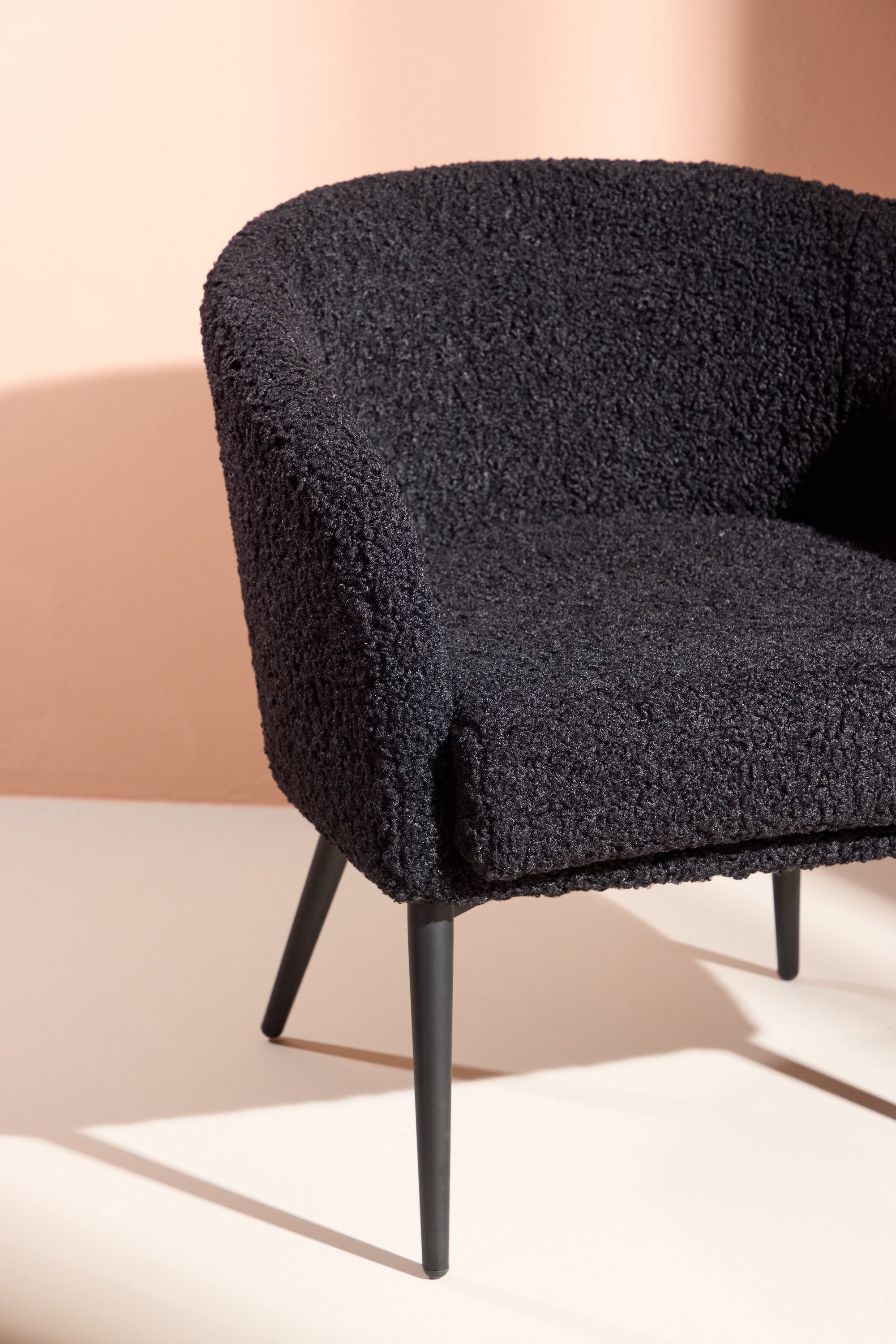 Fluffy Fåtölj-Accent Chair-Venture Home-peaceofhome.se