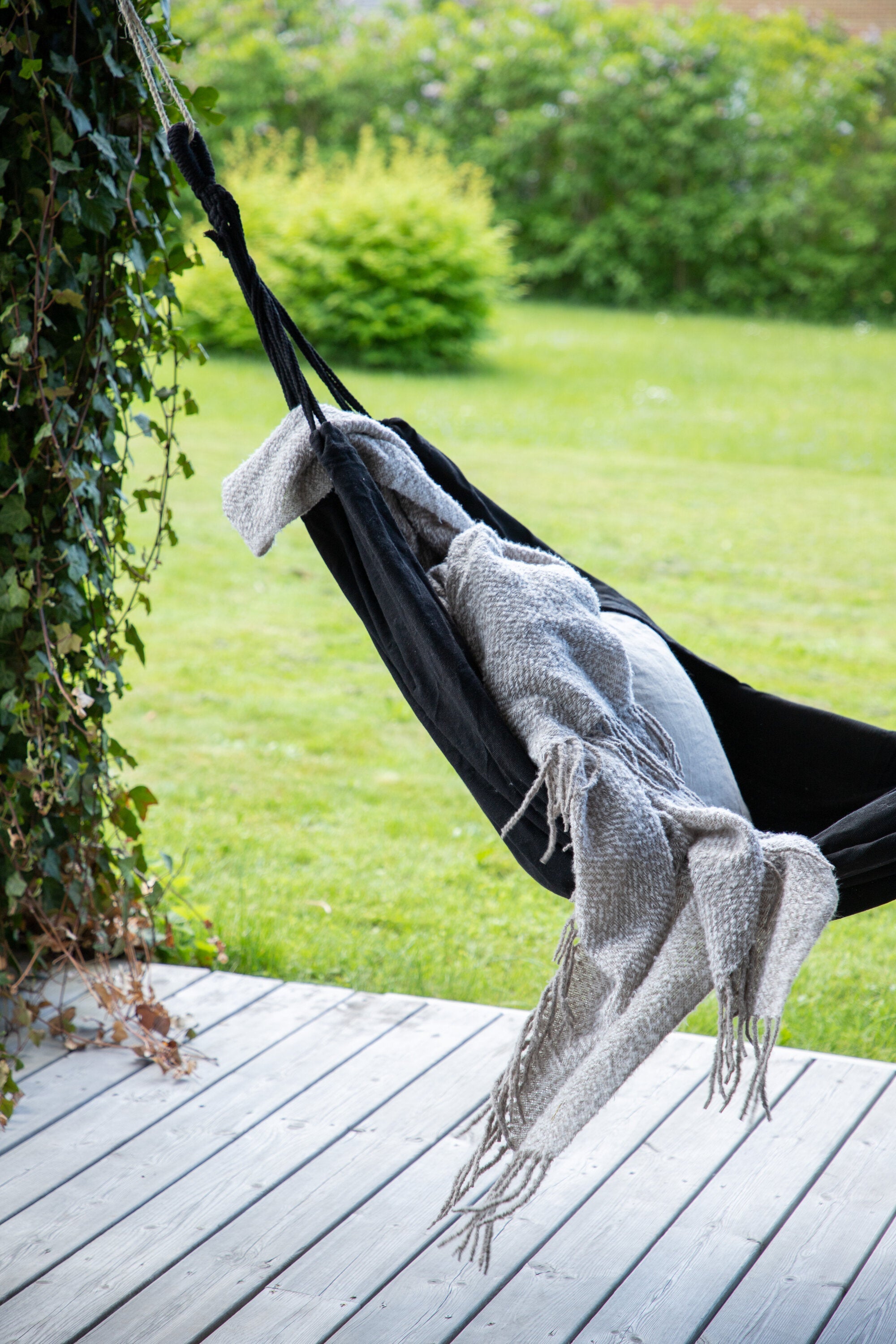 Hedvig Hammock-Relaxing-Venture Home-peaceofhome.se