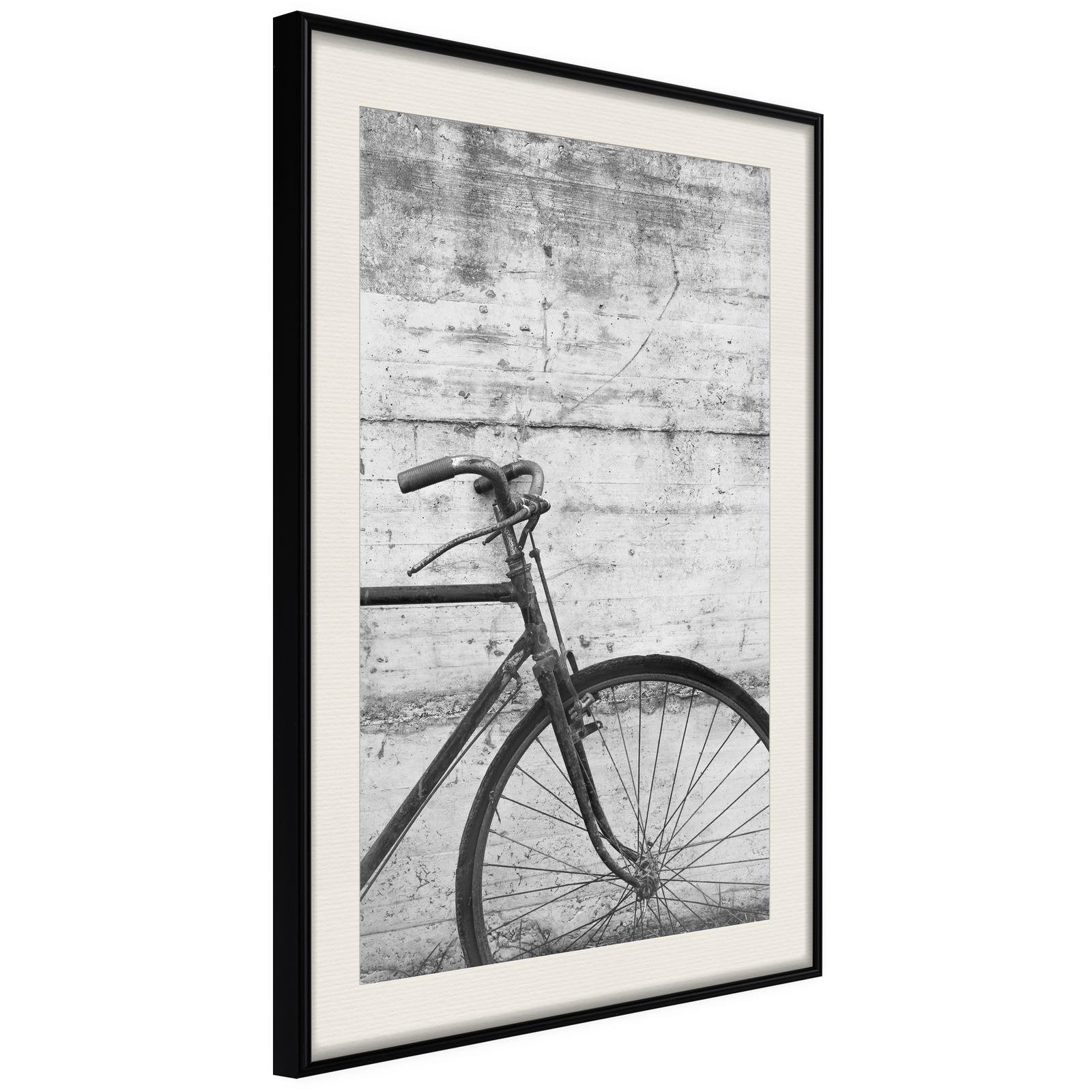 Inramad Poster / Tavla - Bicycle Leaning Against the Wall-Poster Inramad-Artgeist-peaceofhome.se