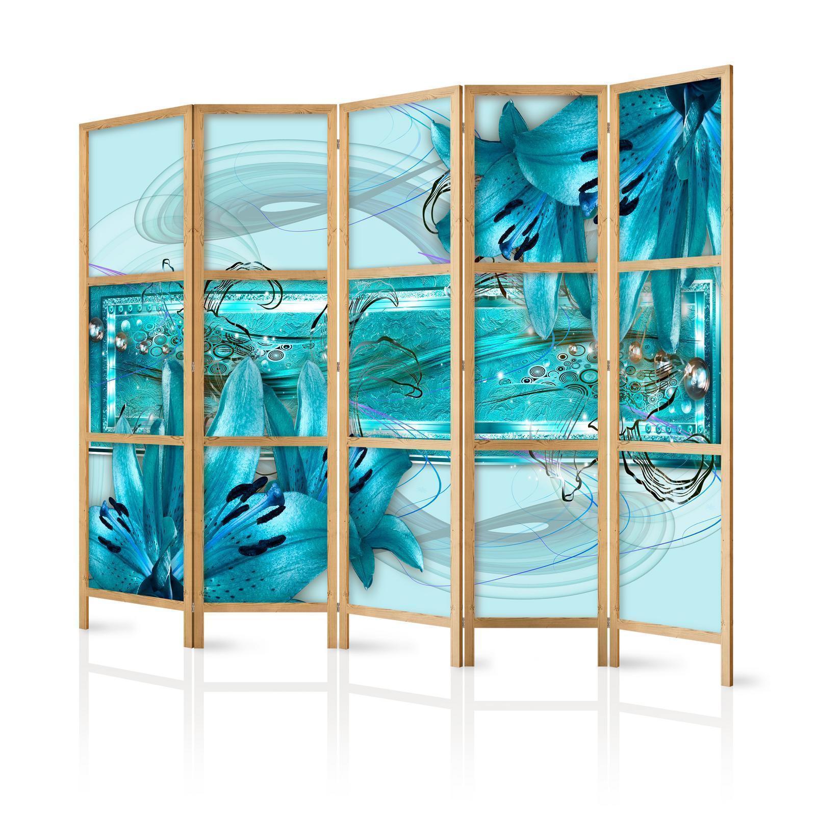 Japansk rumsavdelare - Lilies in Pale Blue II-Japanska rumsavdelare-Artgeist-peaceofhome.se