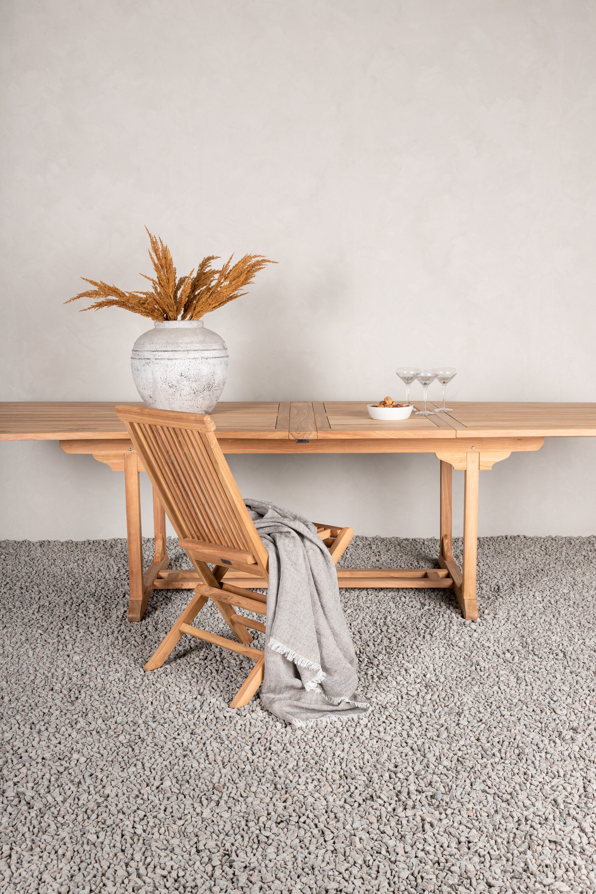 Kenya Matbord-Dining Table-Venture Home-peaceofhome.se