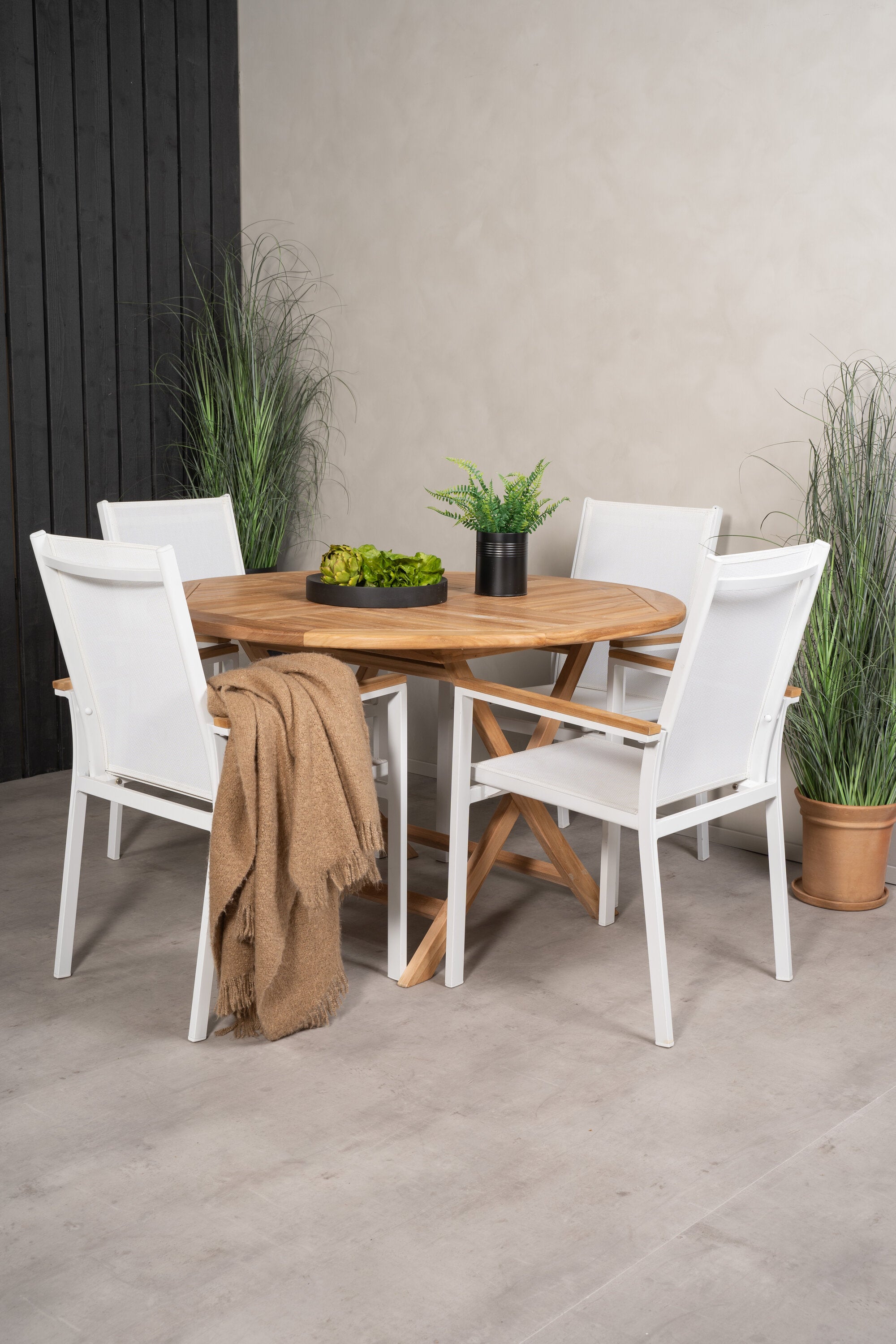 Kenya Rund Matgrupp-Table Set-Venture Home-peaceofhome.se