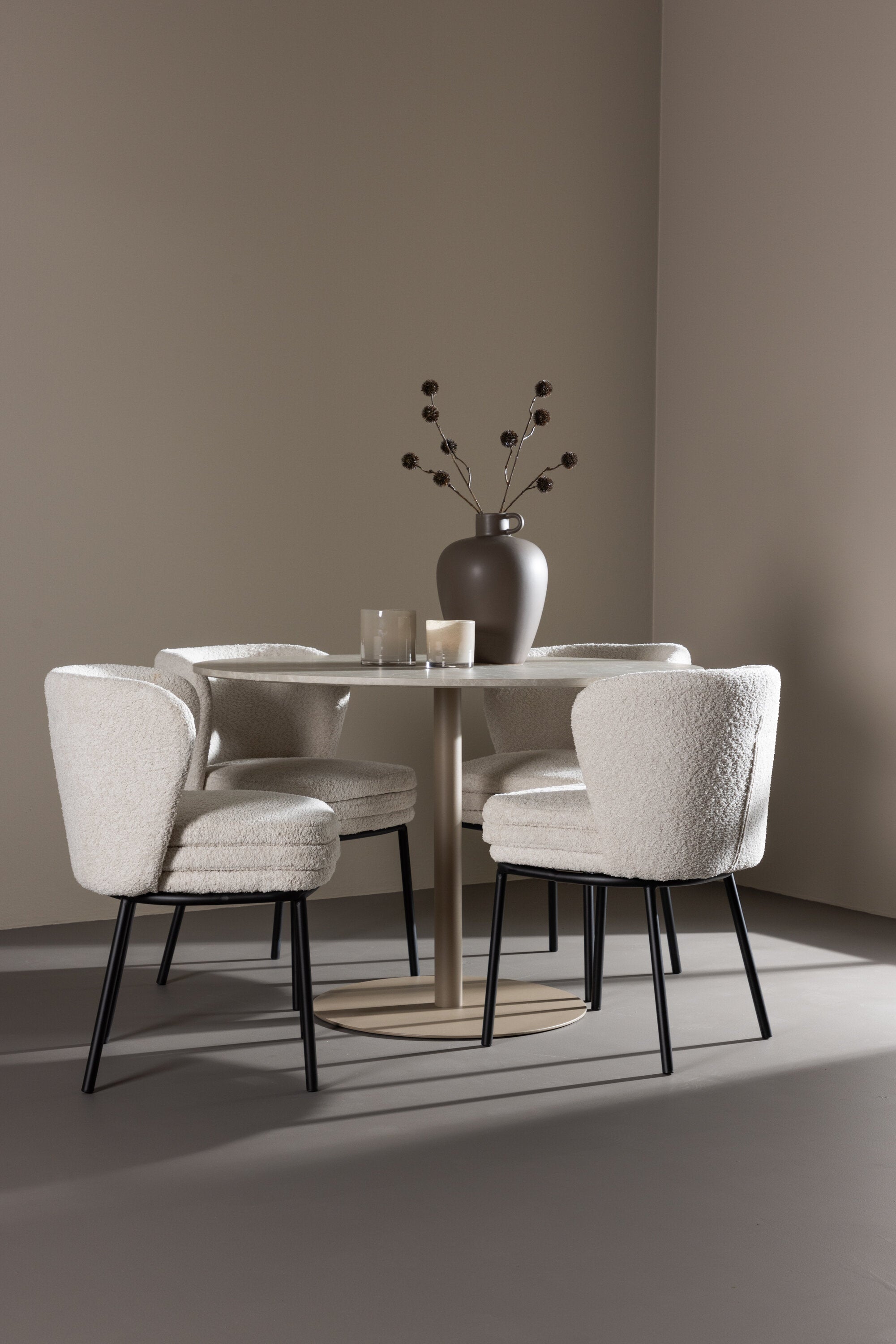 Lycke Matbord med Agnes Matstol-GR Dining Set-Venture Home-peaceofhome.se