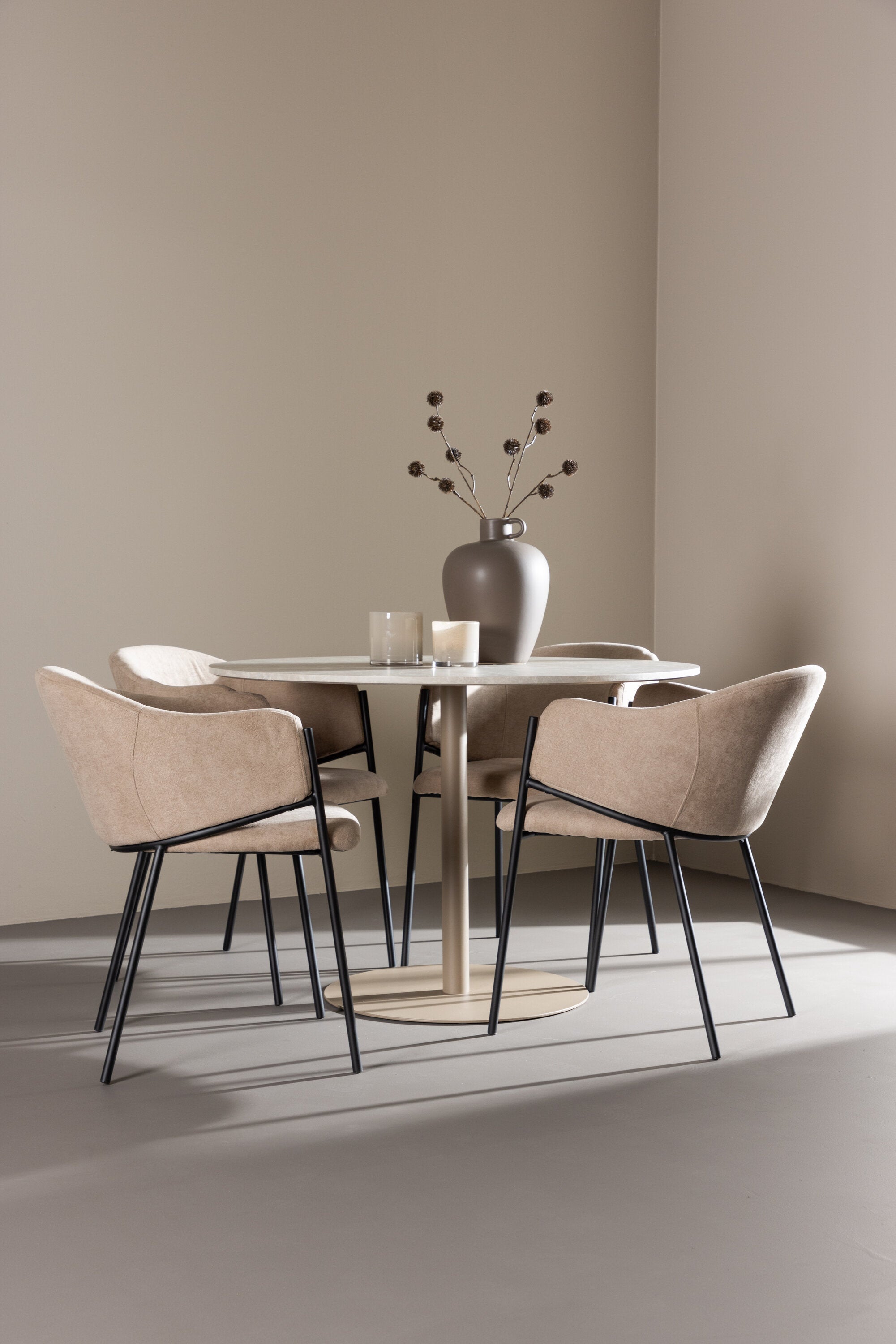 Lycke Matbord med Evelina Matstol-GR Dining Set-Venture Home-peaceofhome.se