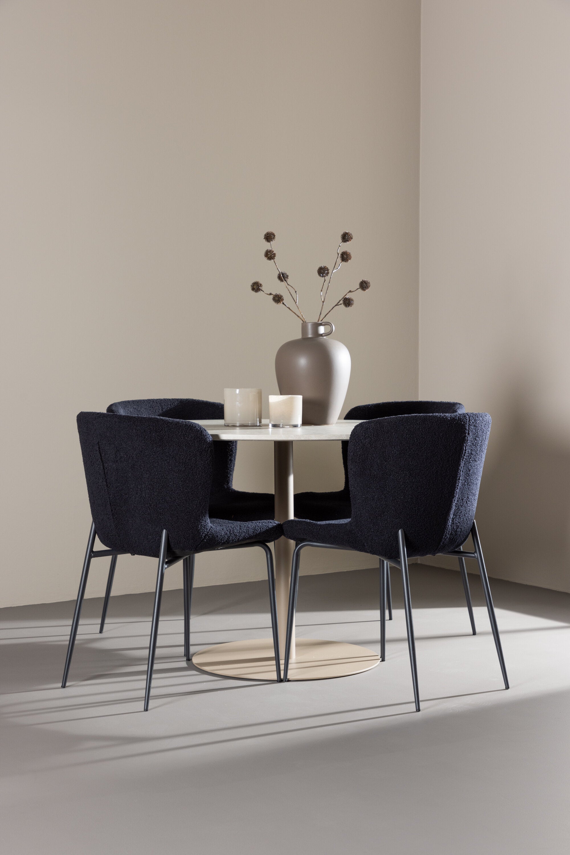 Lycke Matbord med Modesto Matstol-GR Dining Set-Venture Home-peaceofhome.se