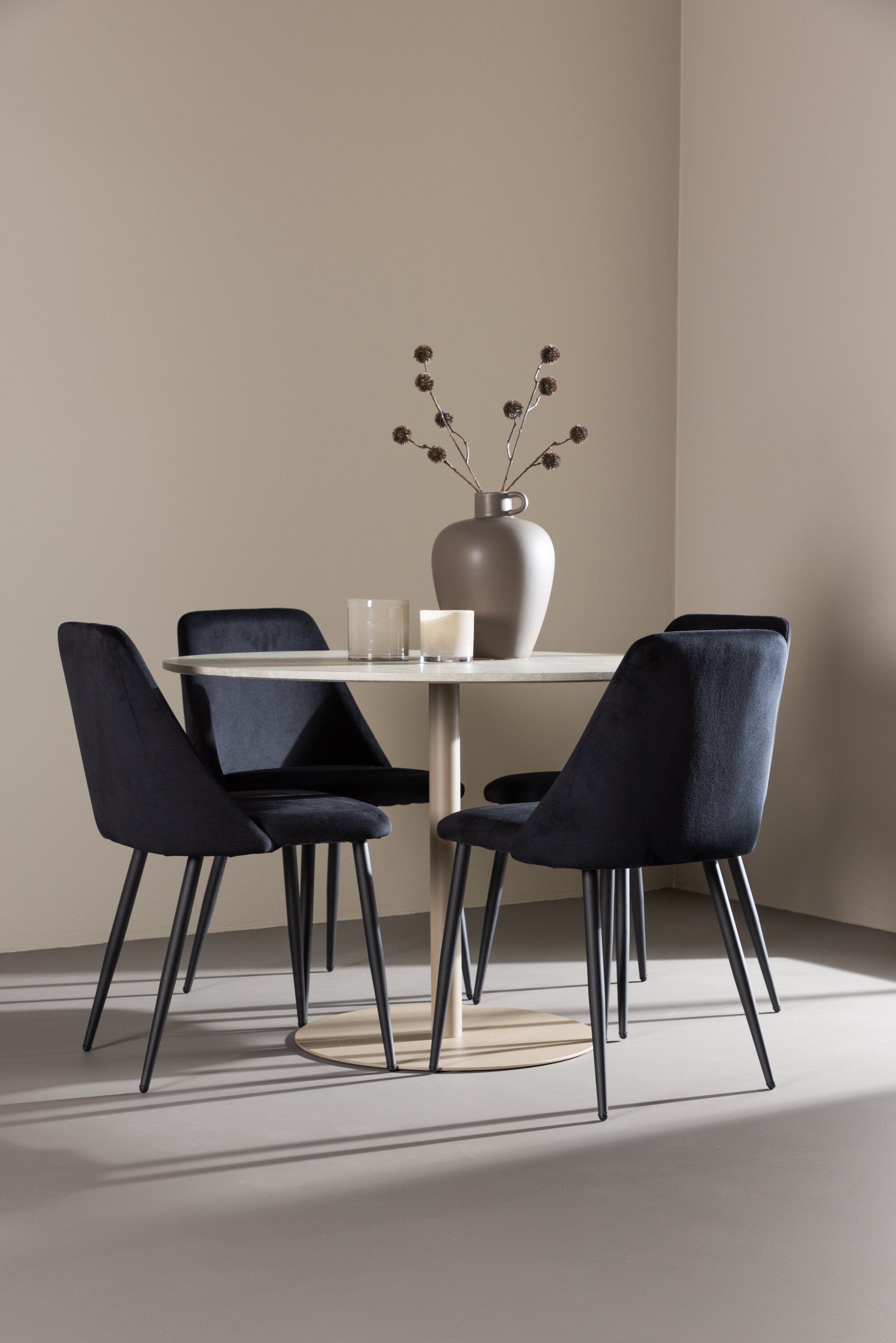 Lycke Matbord med Night Matstol-GR Dining Set-Venture Home-peaceofhome.se