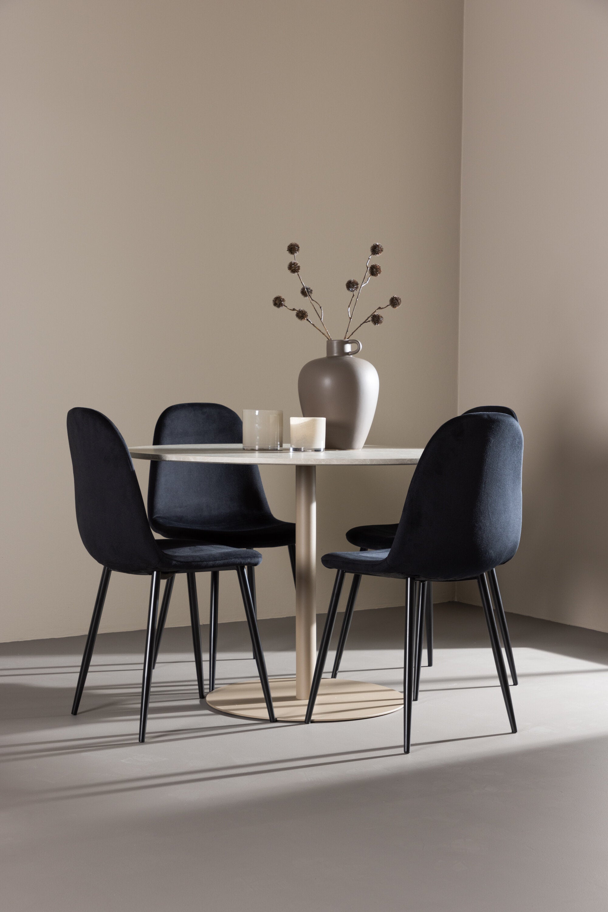 Lycke Matbord med Polar Matstol-GR Dining Set-Venture Home-peaceofhome.se