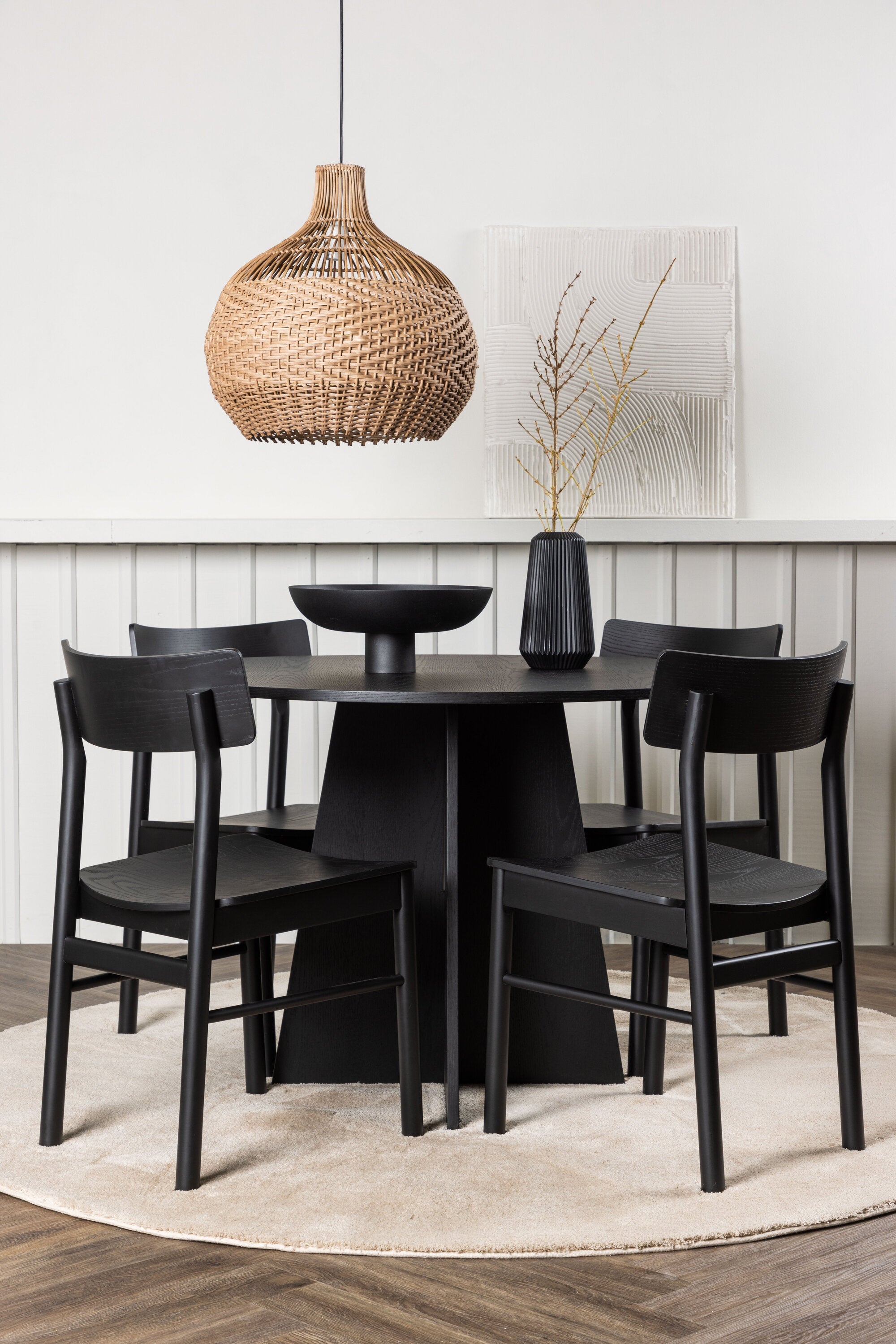 Matbordet Bootcut Oval & stolarna Montros-GR Dining Set-Venture Home-peaceofhome.se