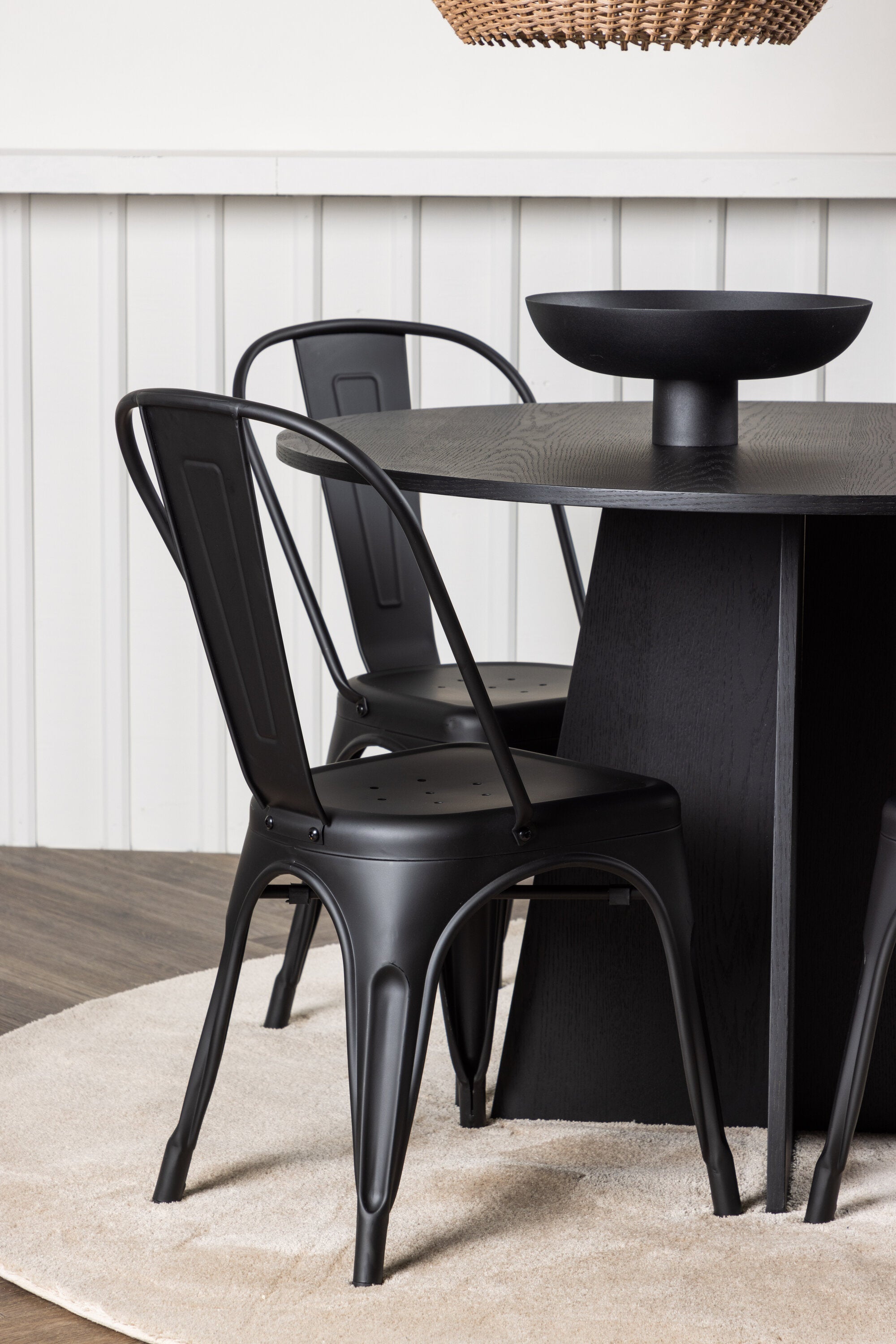 Matgrupp Bootcut med 4st matstolar Tempe-GR Dining Set-Venture Home-peaceofhome.se