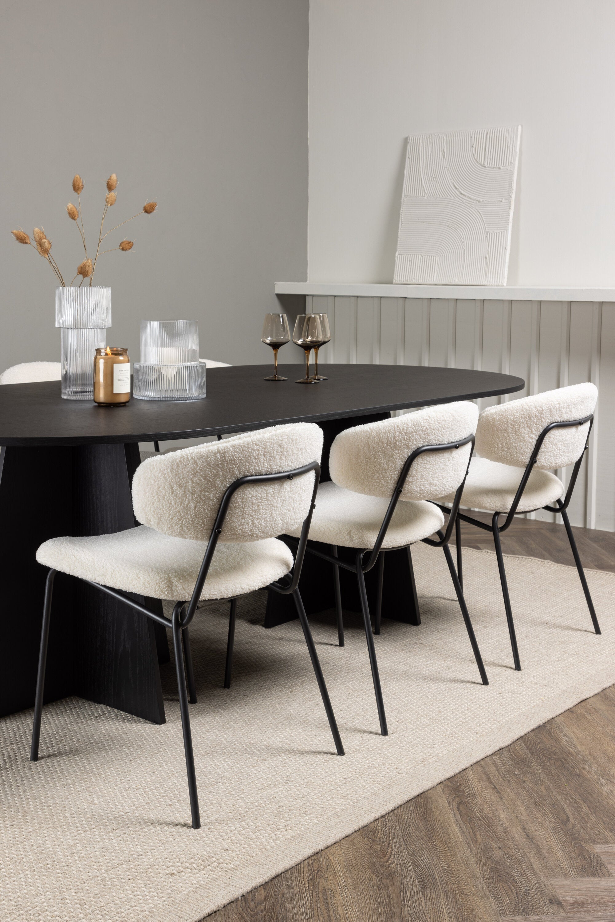 Matgrupp Bootcut med stolarna Chico-GR Dining Set-Venture Home-peaceofhome.se