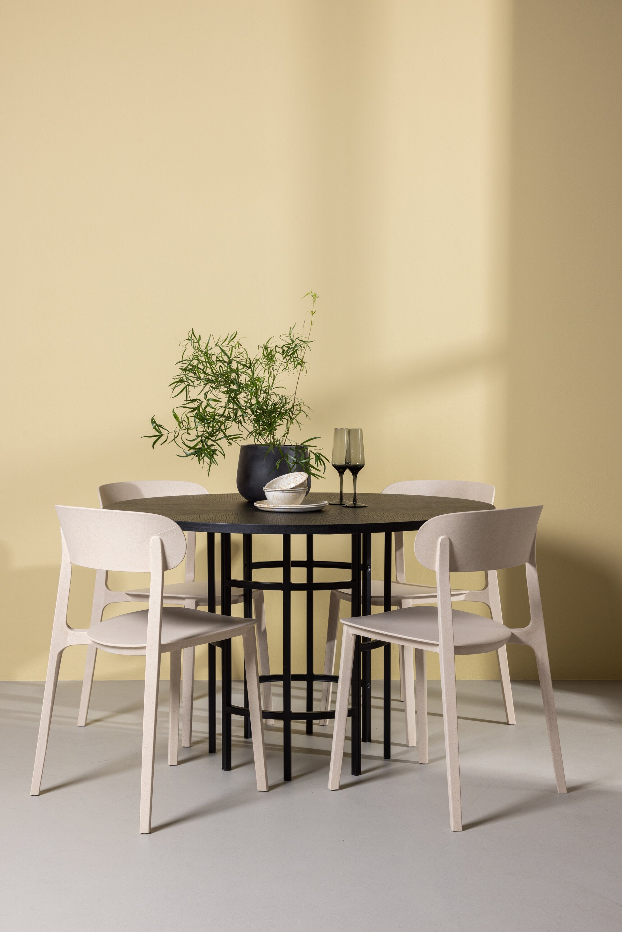 Matgrupp Copenhagen med 4st matstolar Åstol-GR Dining Set-Venture Home-peaceofhome.se