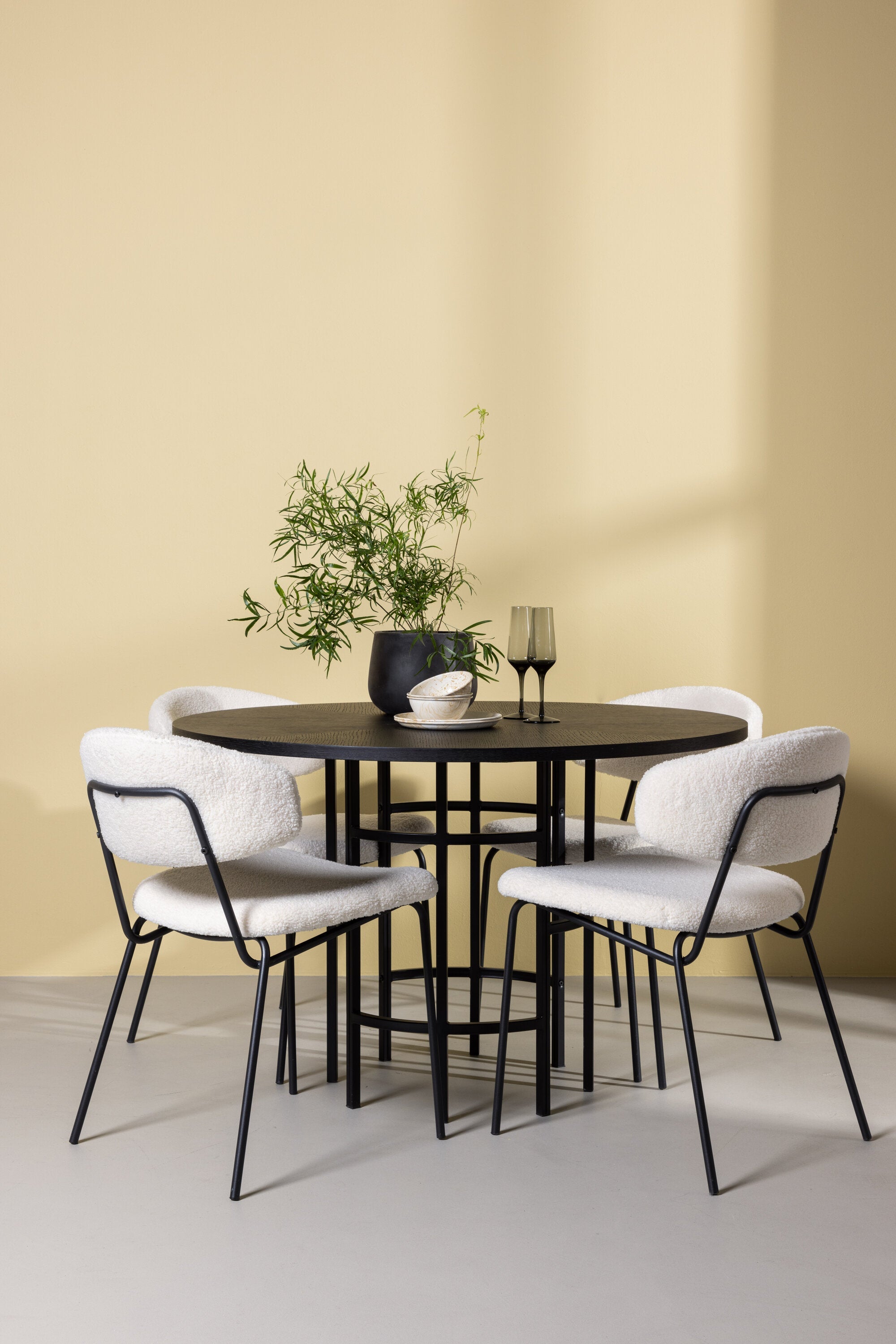 Matgrupp Copenhagen med 4st matstolar Chico-GR Dining Set-Venture Home-peaceofhome.se