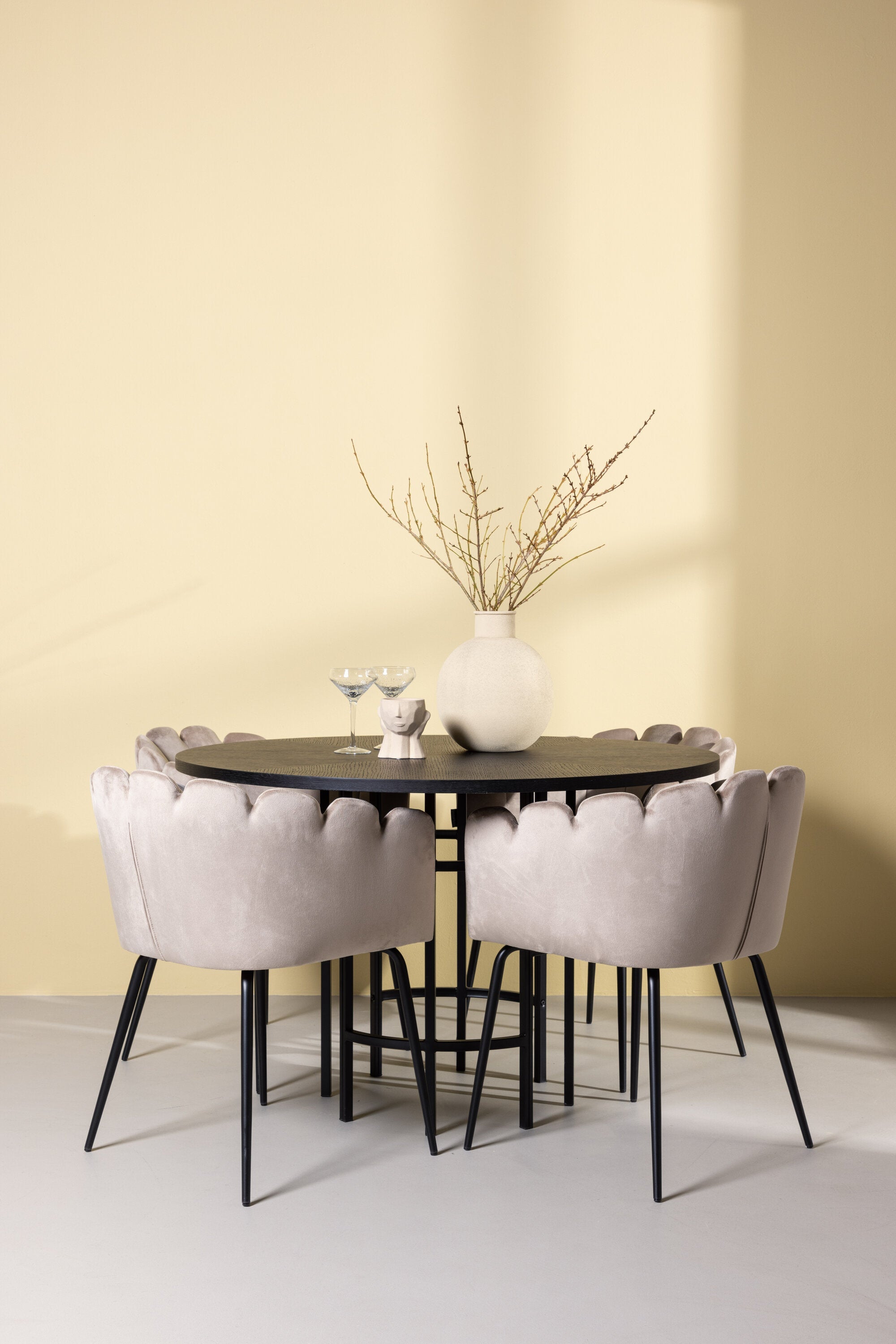 Matgrupp Copenhagen med 4st matstolar Limhamn-GR Dining Set-Venture Home-peaceofhome.se