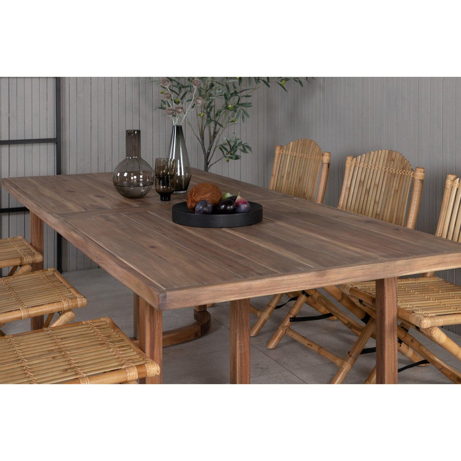 Matgrupp Erica med stolarna Cane-Table Set-Venture Home-peaceofhome.se