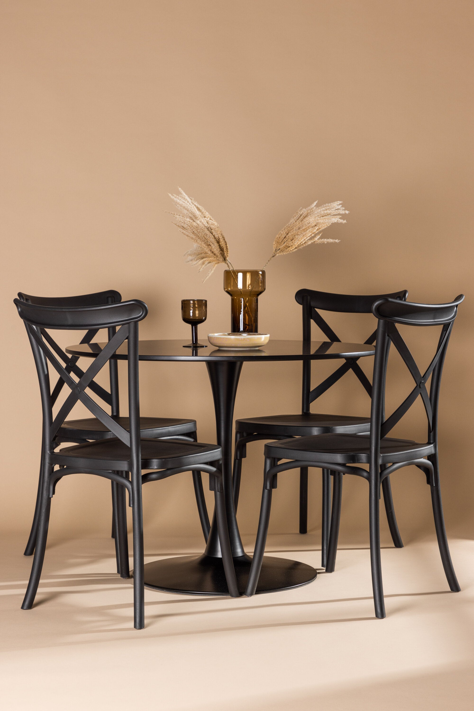 Matgrupp Glade med 4st matstolar Crosett-GR Dining Set-Venture Home-peaceofhome.se