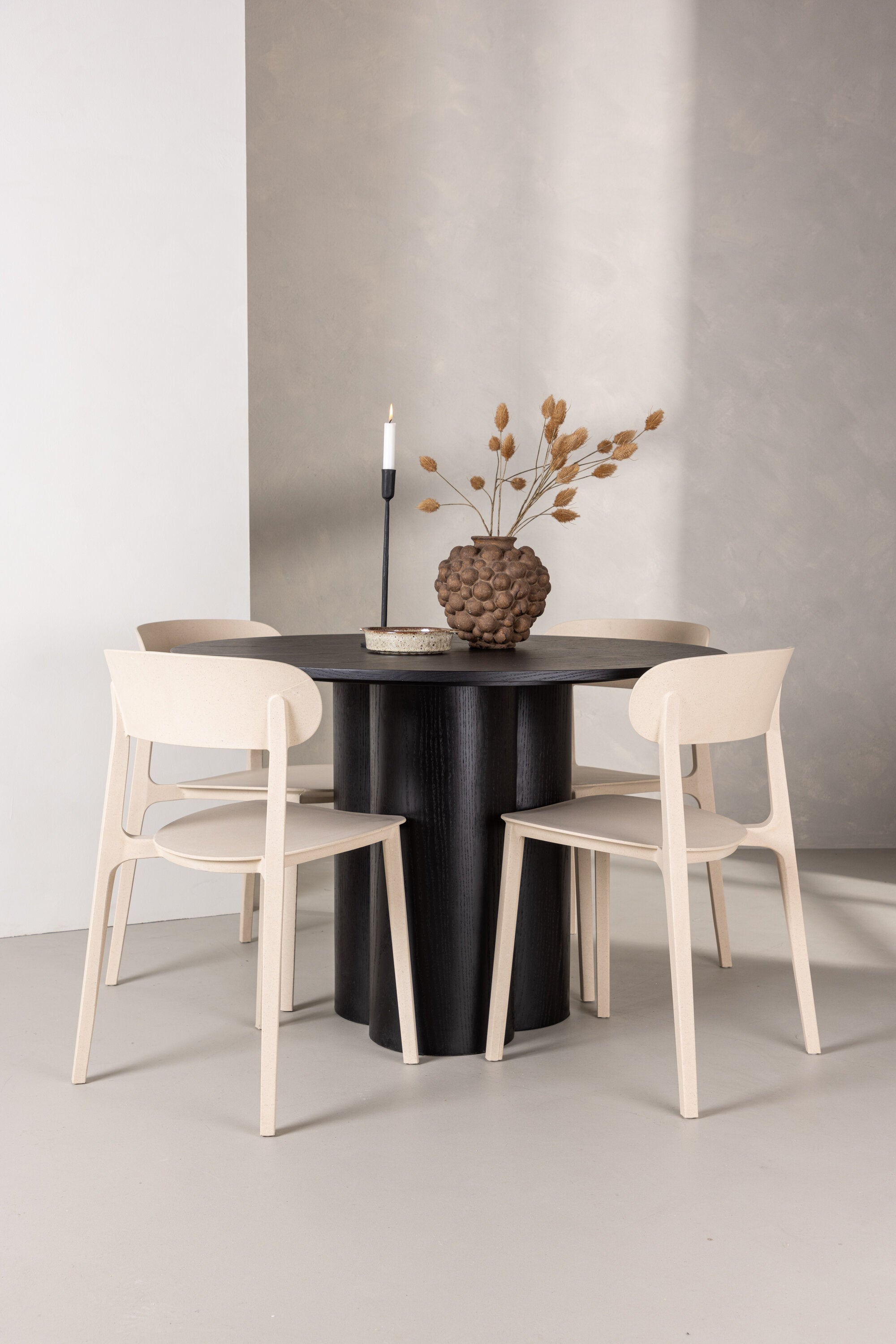 Matgrupp Olivia med 4st matstolar Åstol-GR Dining Set-Venture Home-peaceofhome.se