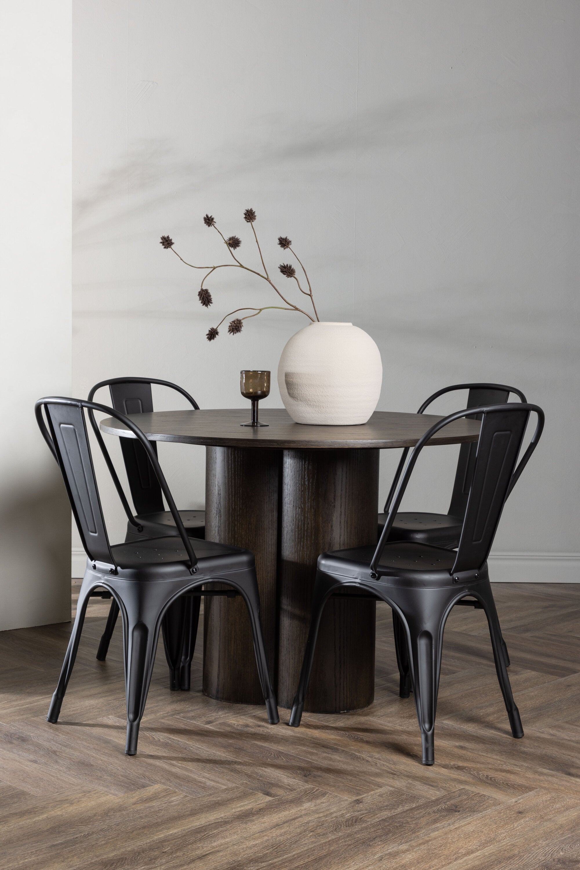 Matgrupp Olivia med 4st matstolar Tempe-GR Dining Set-Venture Home-peaceofhome.se