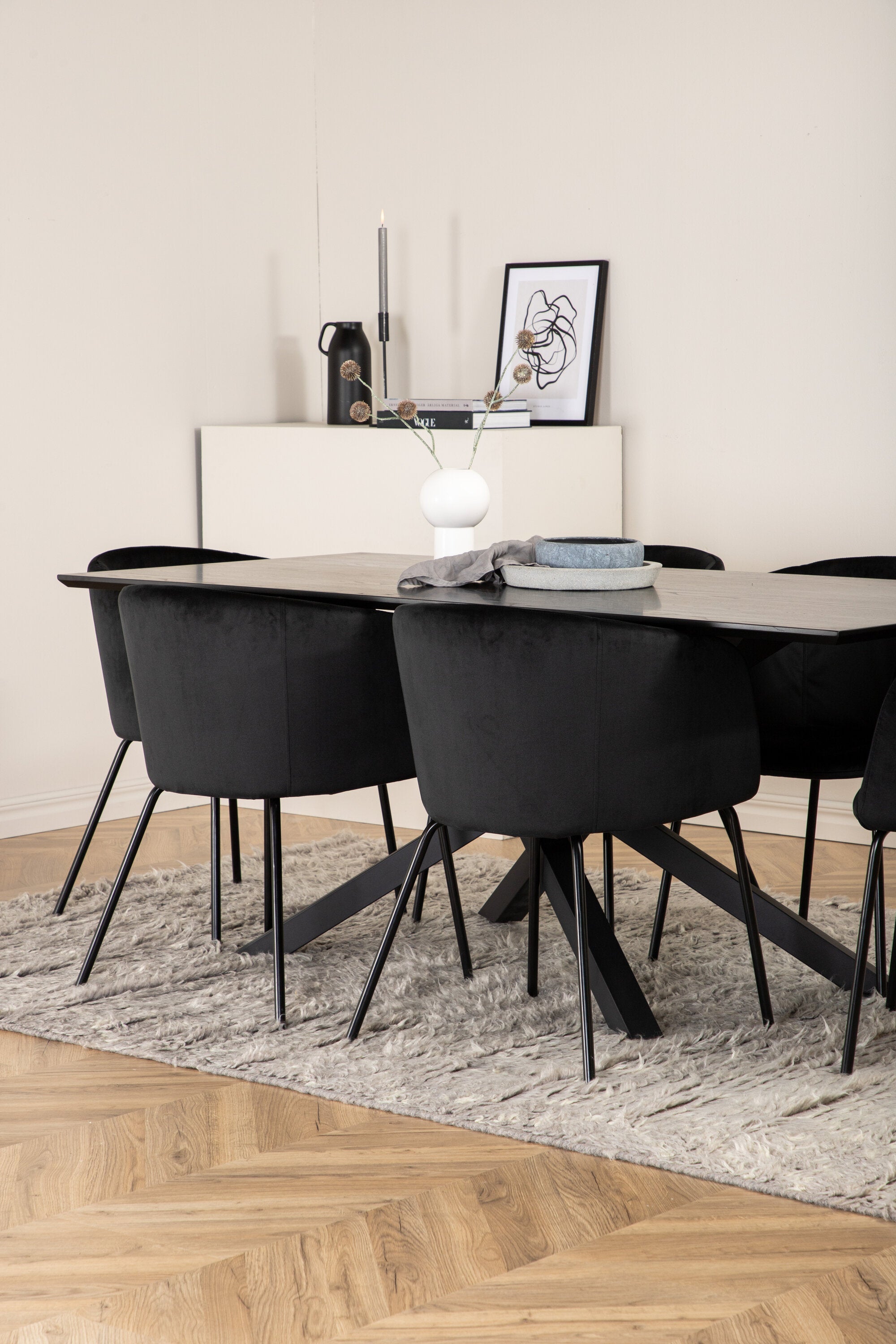 Matgrupp Piazza med stolarna Berit-GR Dining Set-Venture Home-peaceofhome.se