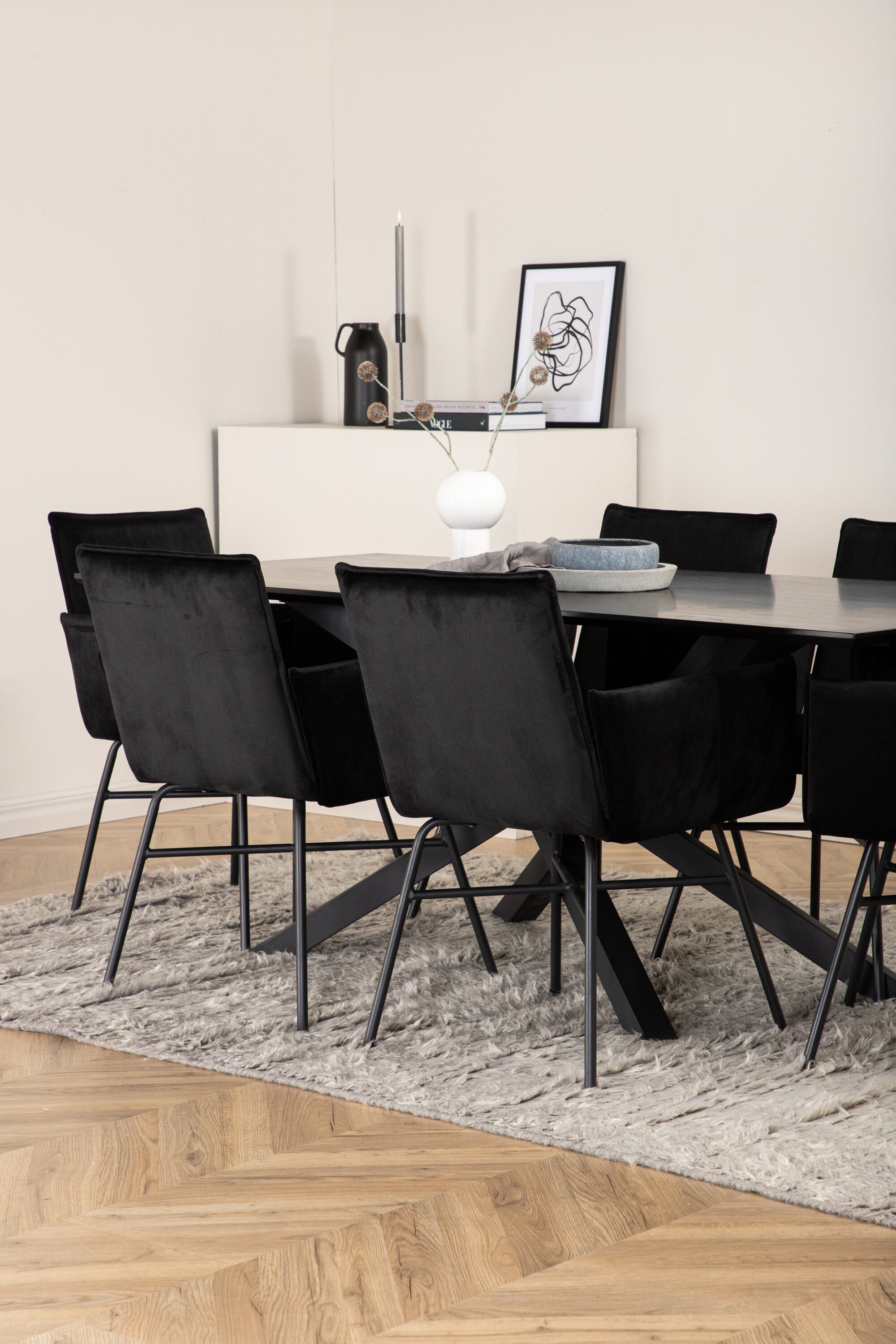 Matgrupp Piazza med stolarna Petra-GR Dining Set-Venture Home-peaceofhome.se