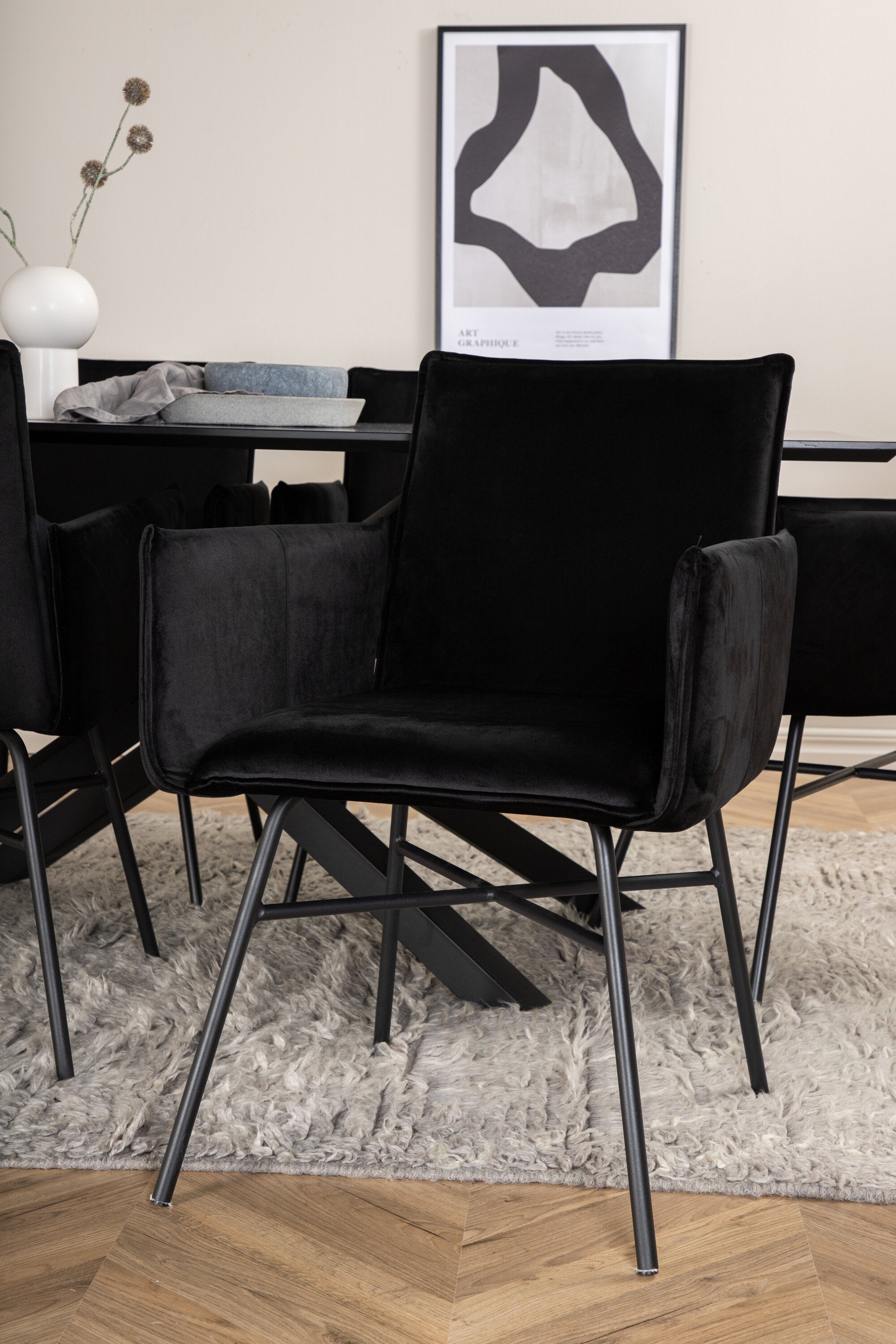 Matgrupp Piazza med stolarna Petra-GR Dining Set-Venture Home-peaceofhome.se