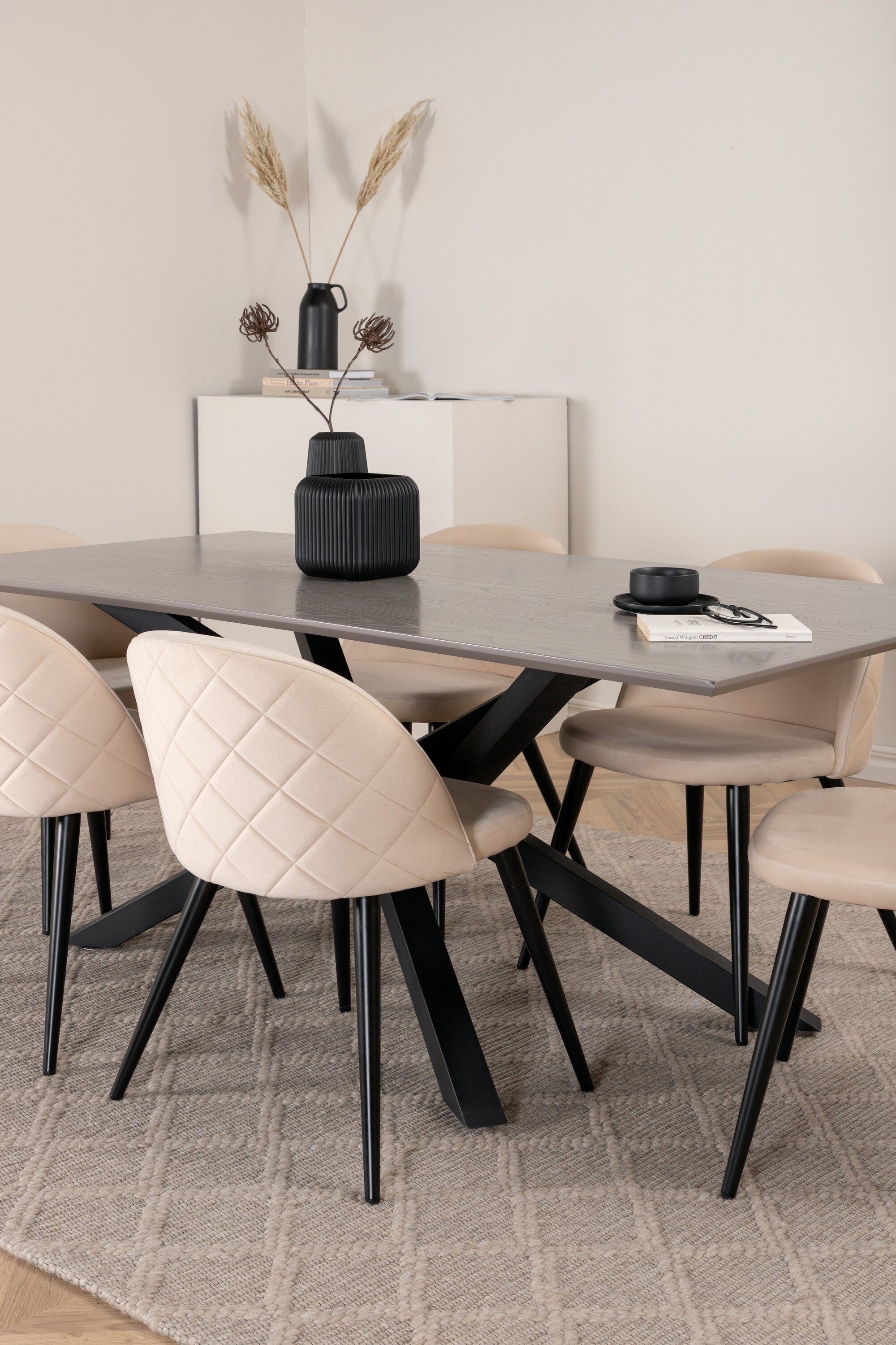 Matgrupp Piazza med stolarna Velvet-GR Dining Set-Venture Home-peaceofhome.se