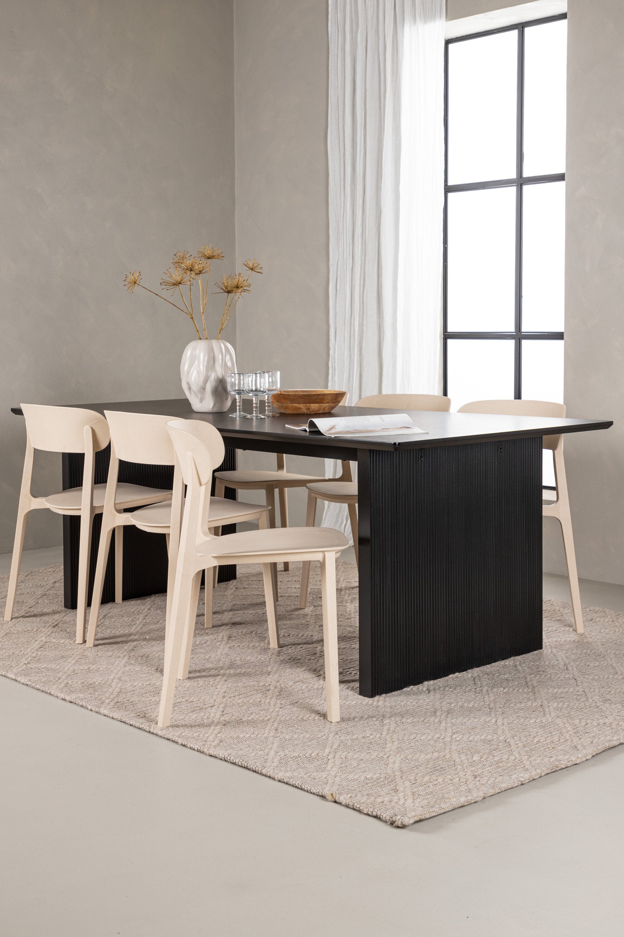 Matgrupp Vail med 6st matstolar Åstol-GR Dining Set-Venture Home-peaceofhome.se